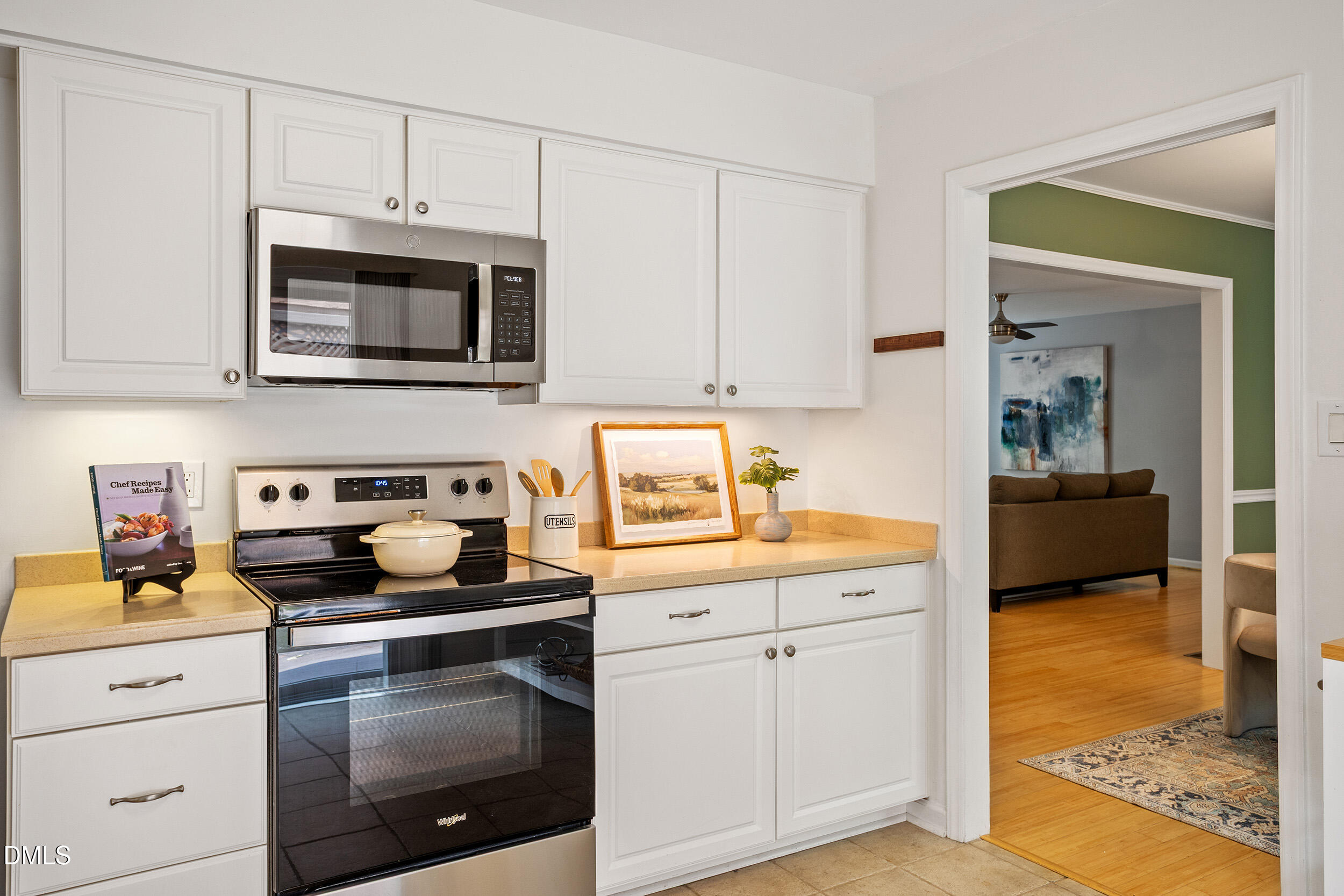 27 Clover Drive Property Photo 12