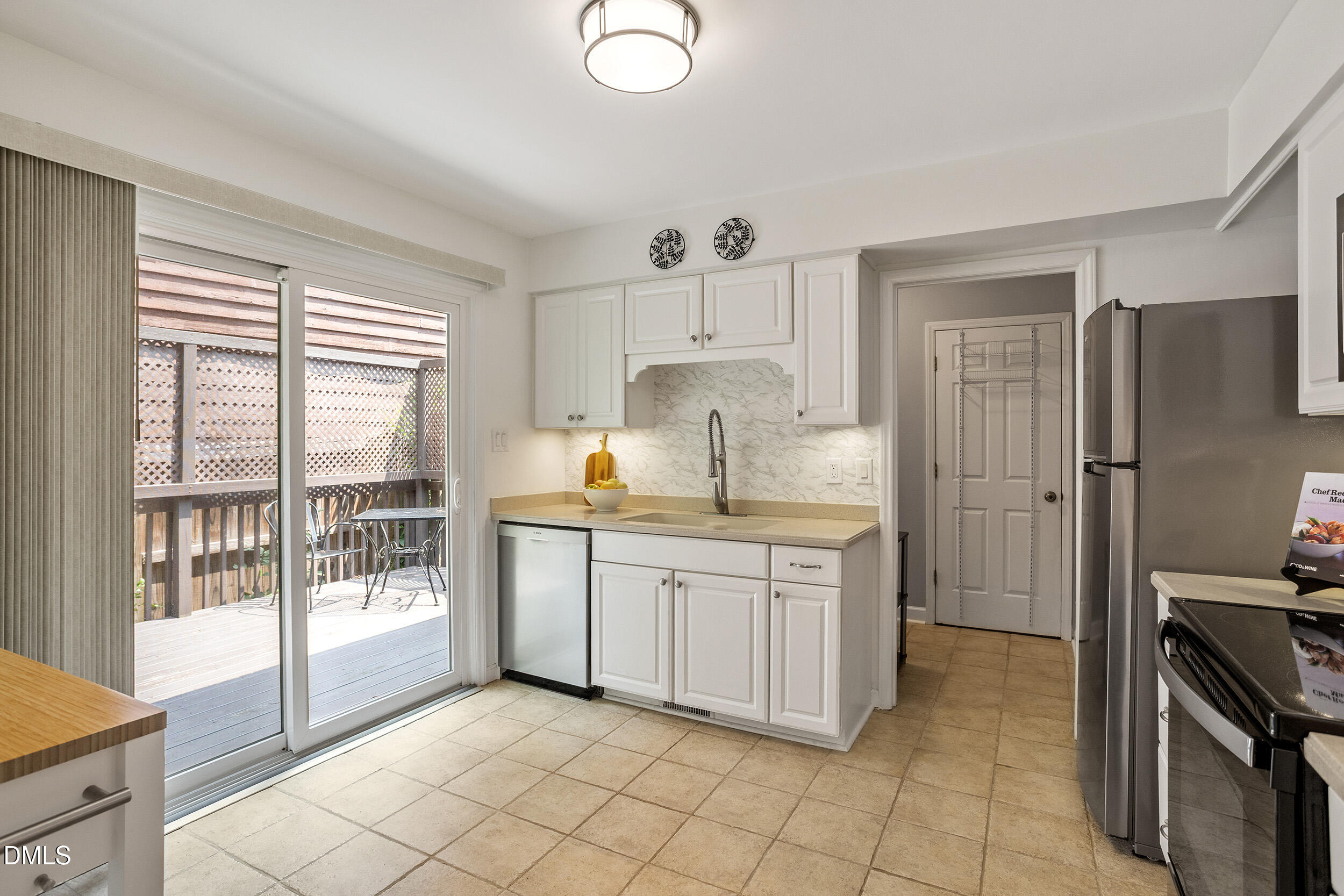 27 Clover Drive Property Photo 14