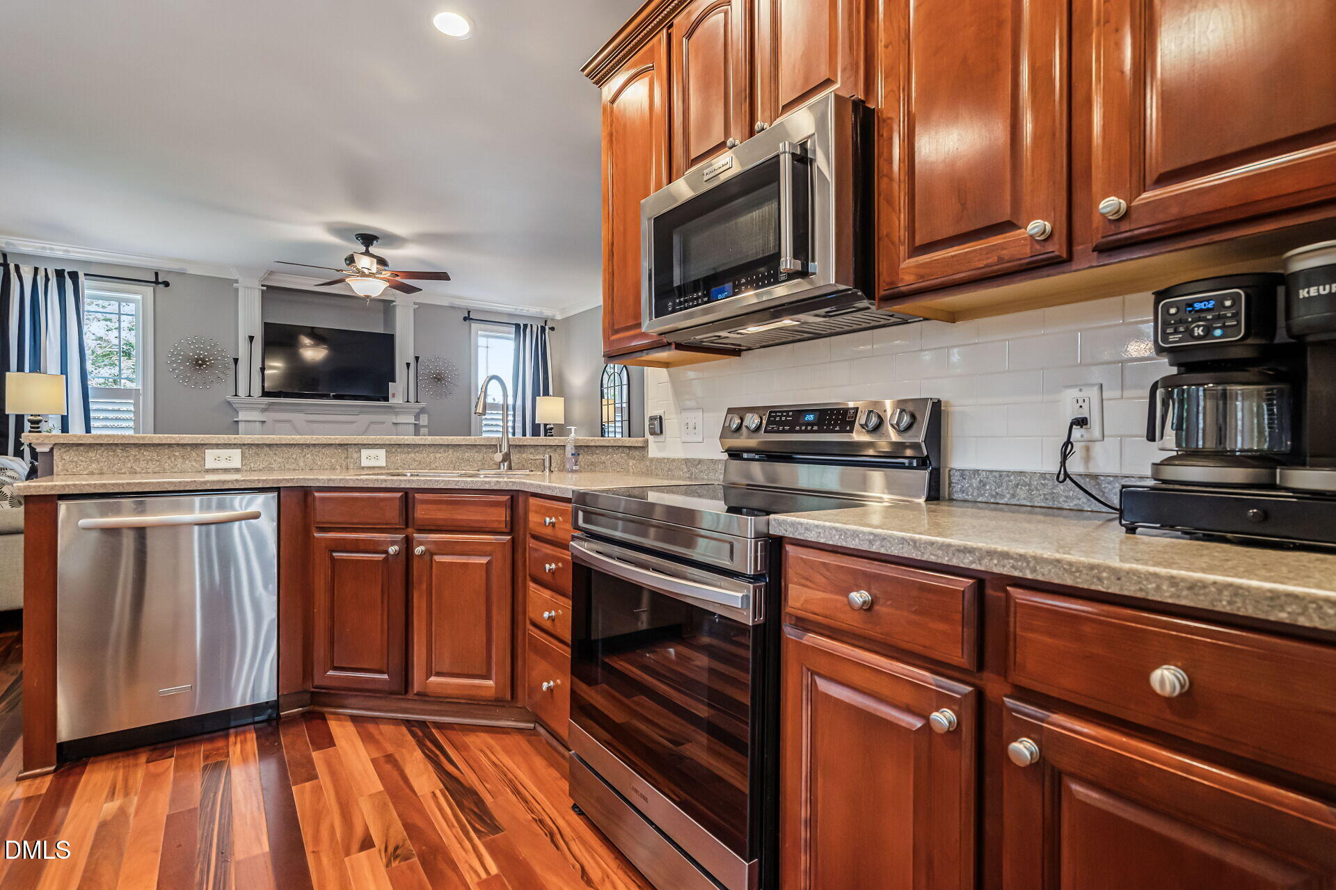 109 Kenmont Drive Property Photo 10
