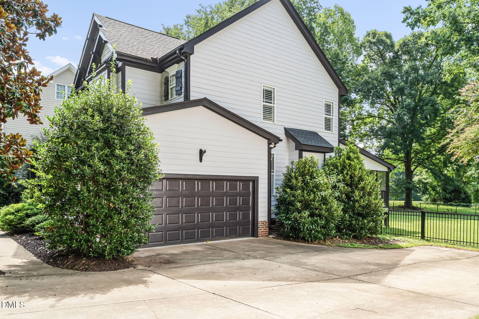 109 Kenmont Drive Property Photo 29