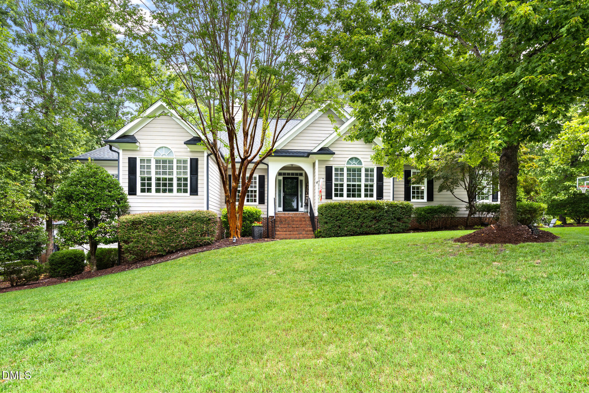 2901 Sunnystone Way Property Photo 1