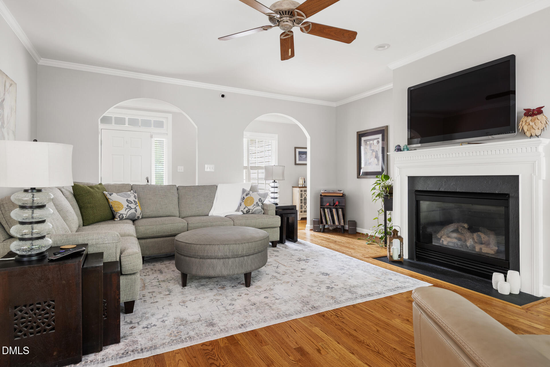 2901 Sunnystone Way Property Photo 8