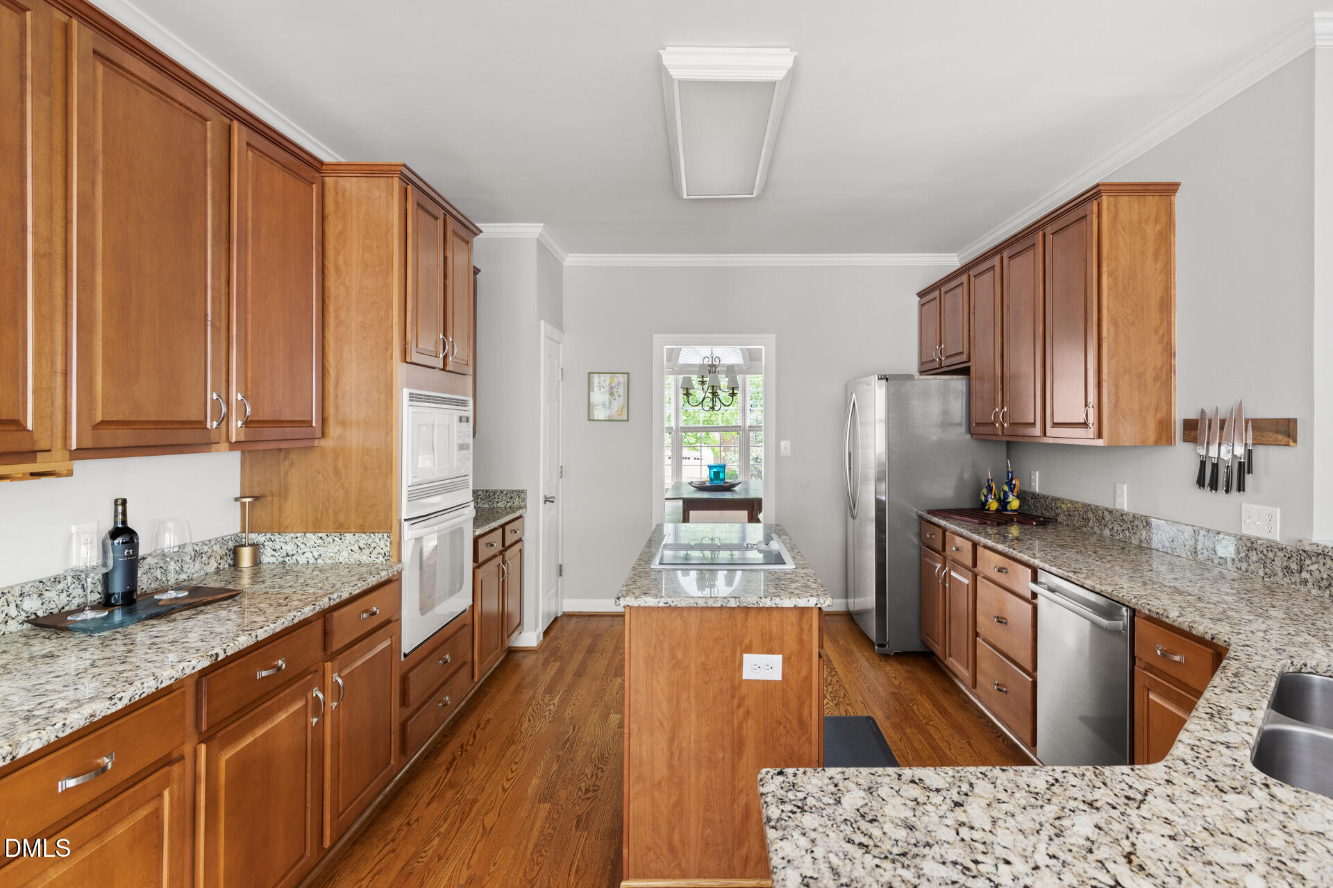 2901 Sunnystone Way Property Photo 14
