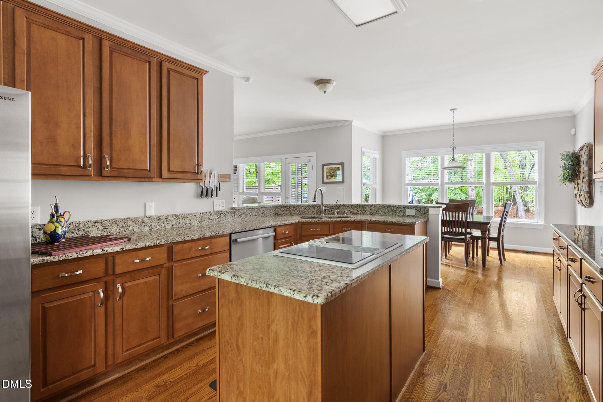 2901 Sunnystone Way Property Photo 17