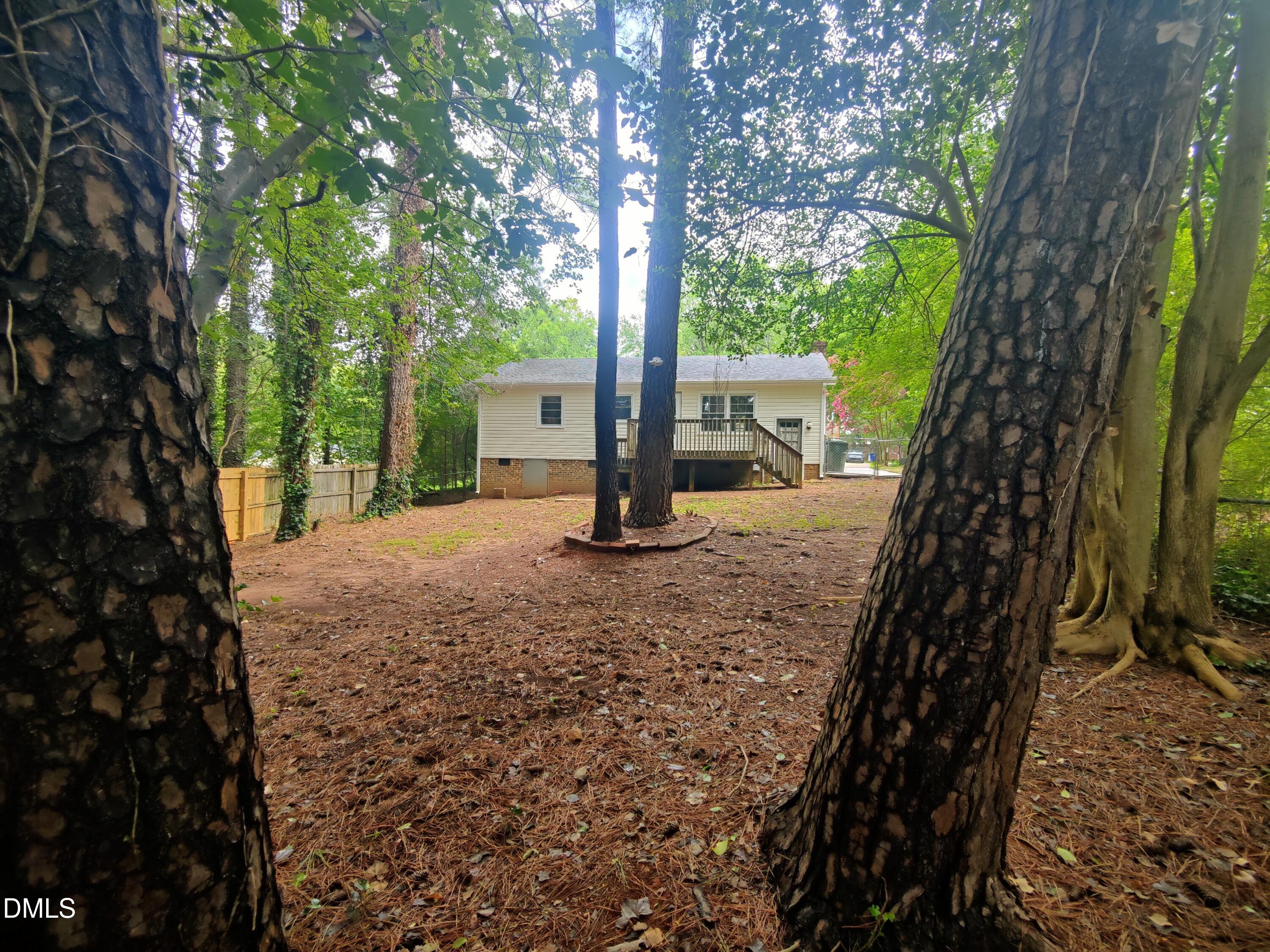 813 Plentywood Court Property Photo 25