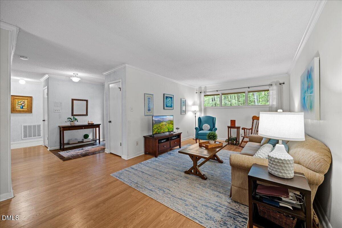 4100 Five Oaks Drive 27 Property Photo 5