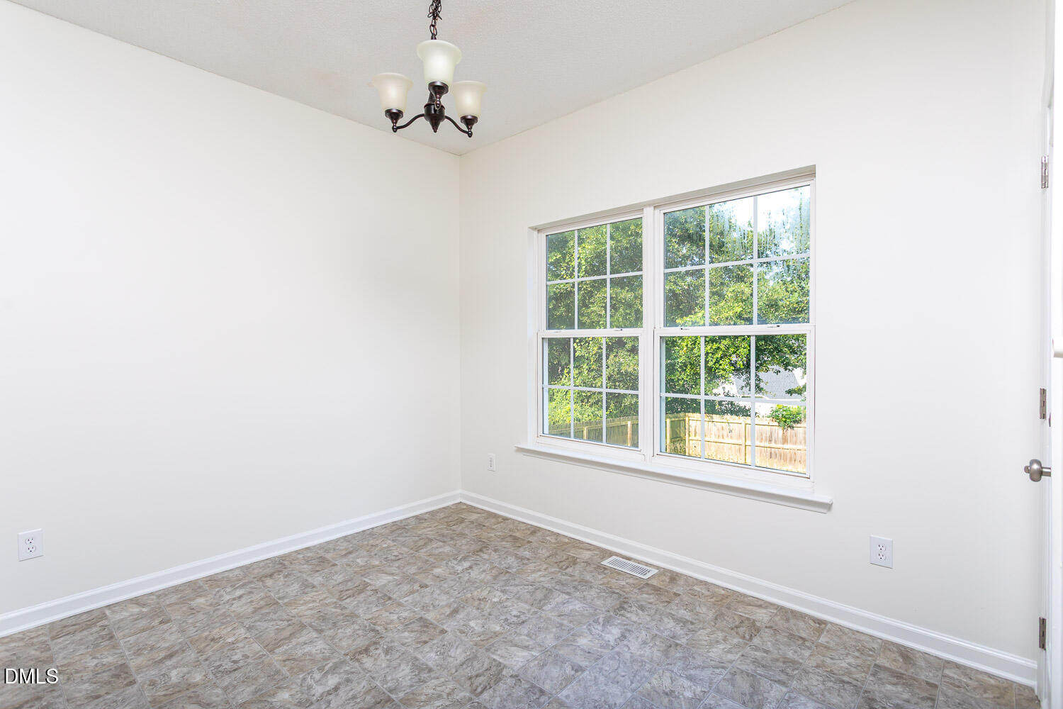 3513 Pritchard Court Property Photo 8