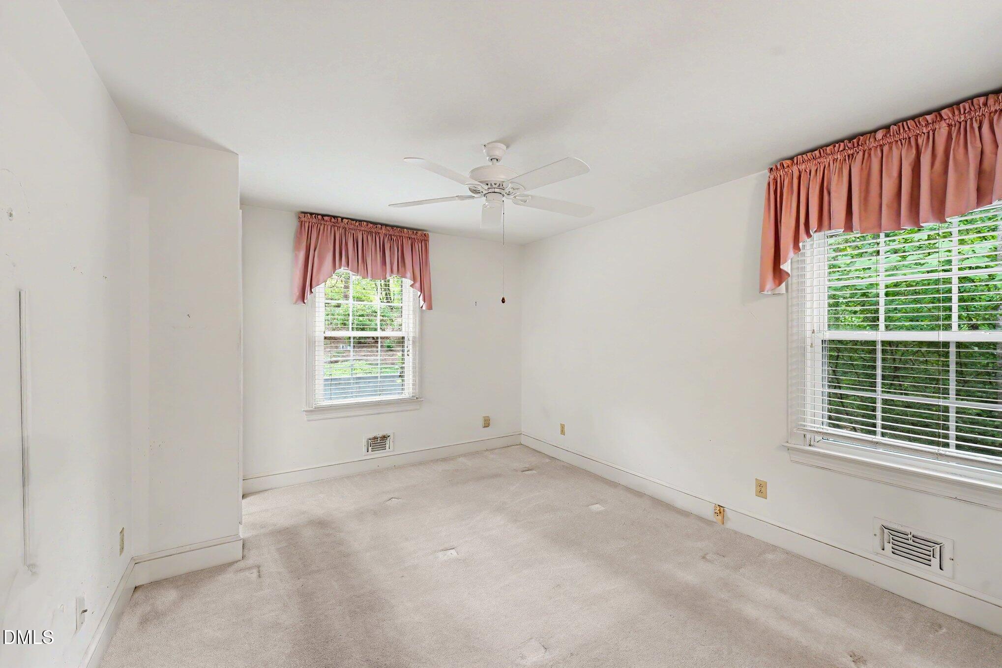5405 Parkwood Drive Property Photo 20