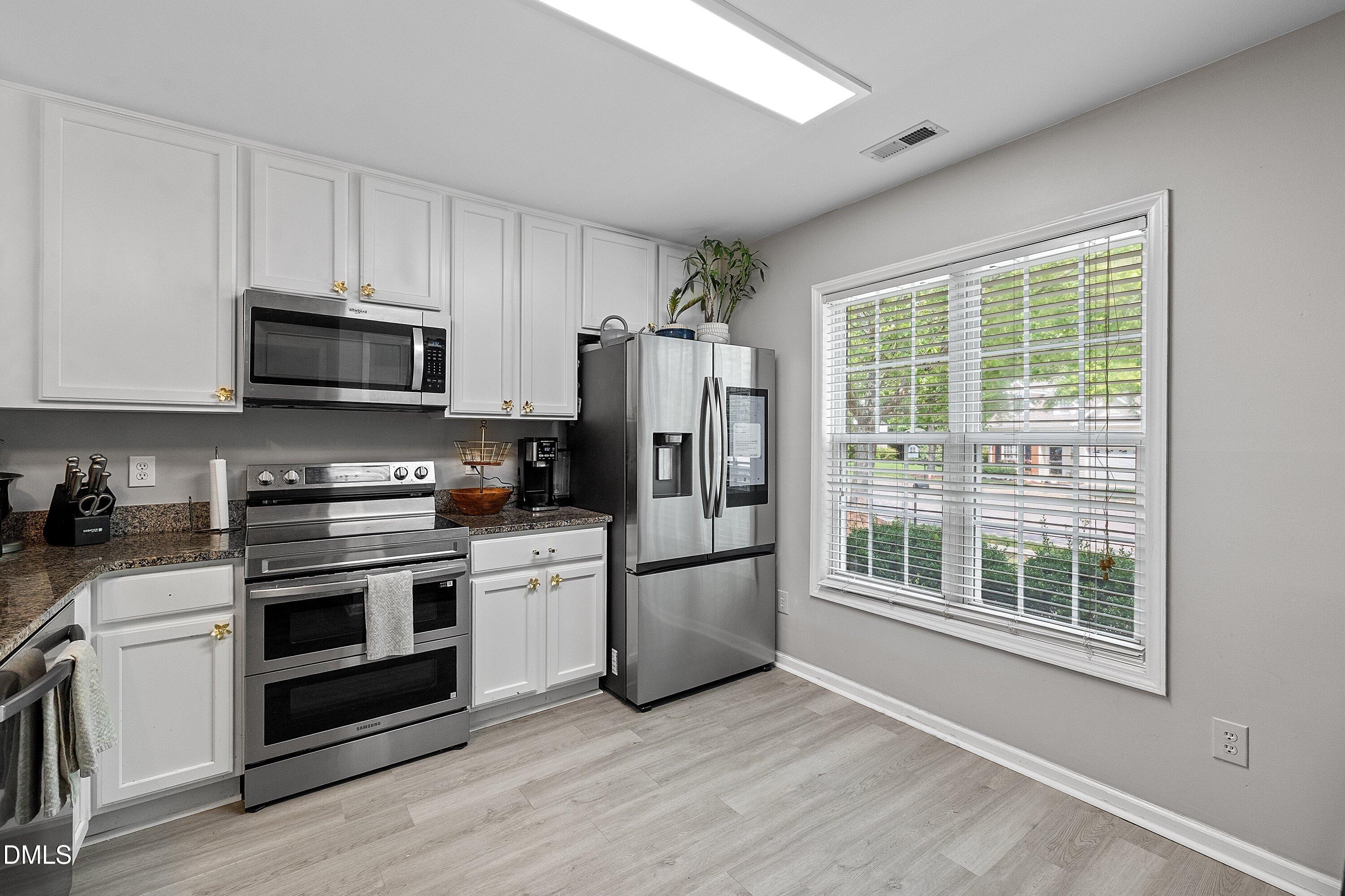 3122 Coxindale Drive Property Photo 12
