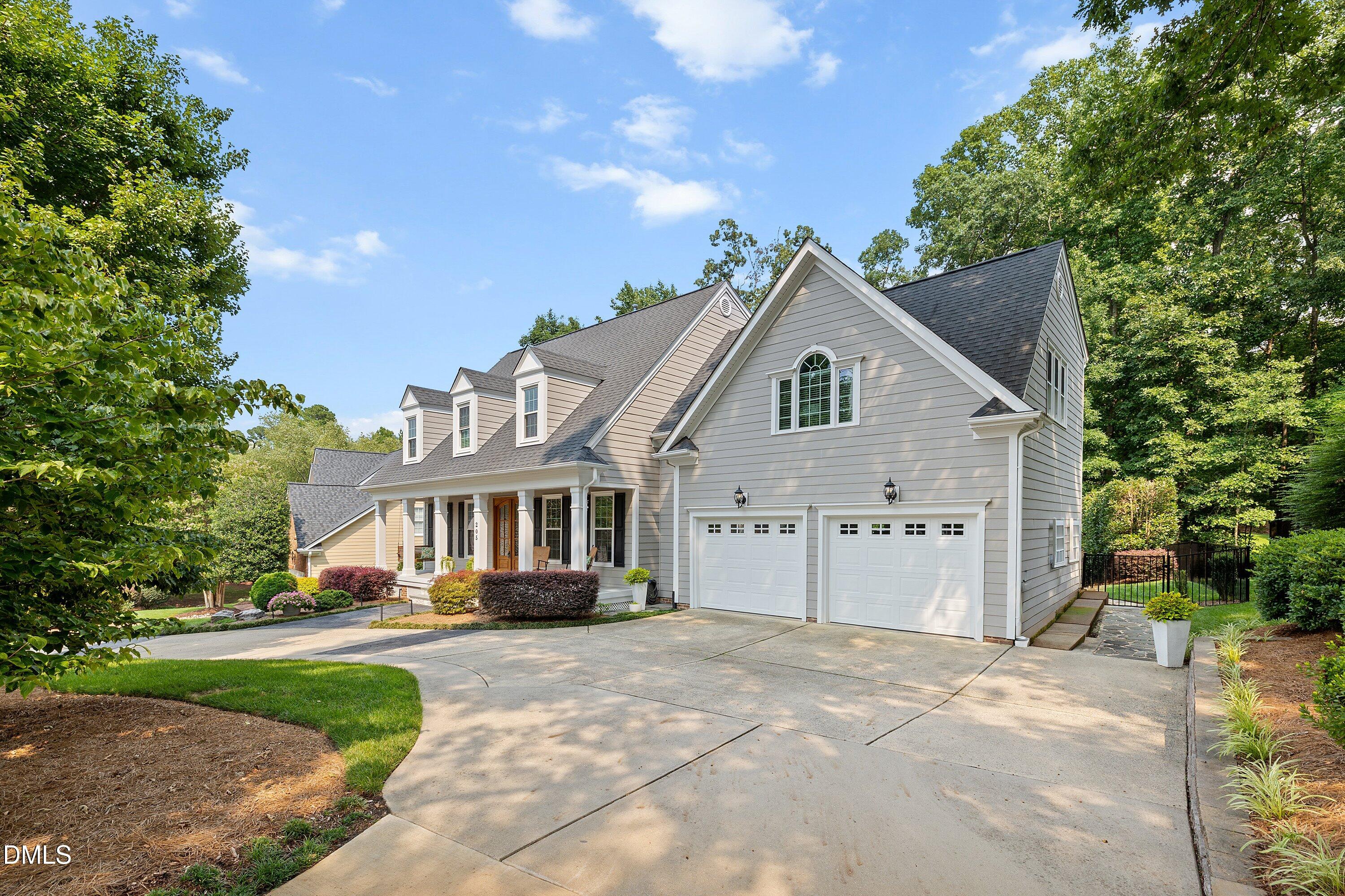 205 Gentlewoods Drive Property Photo 3