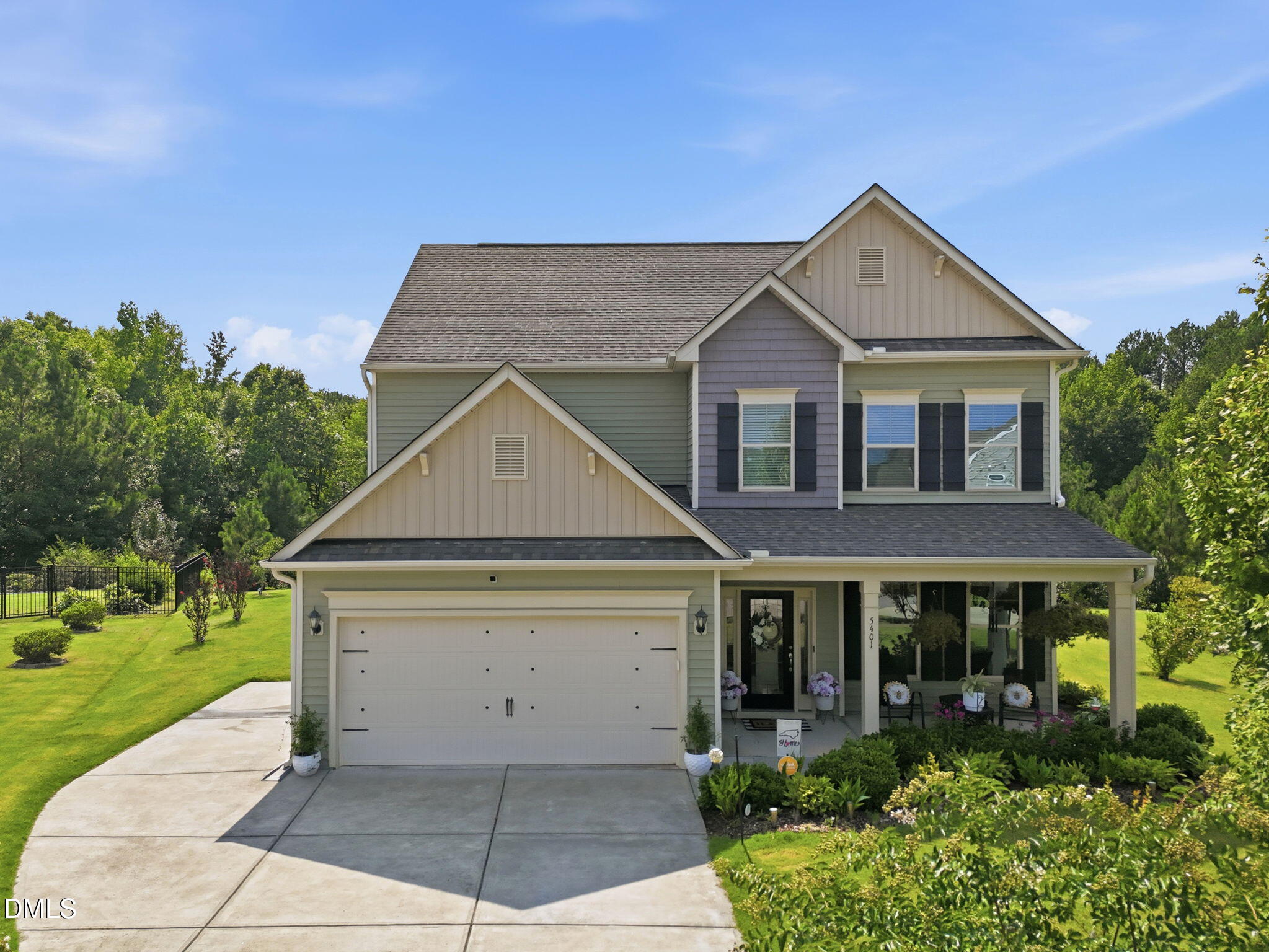 5401 Weathered Rock Court Property Photo 1