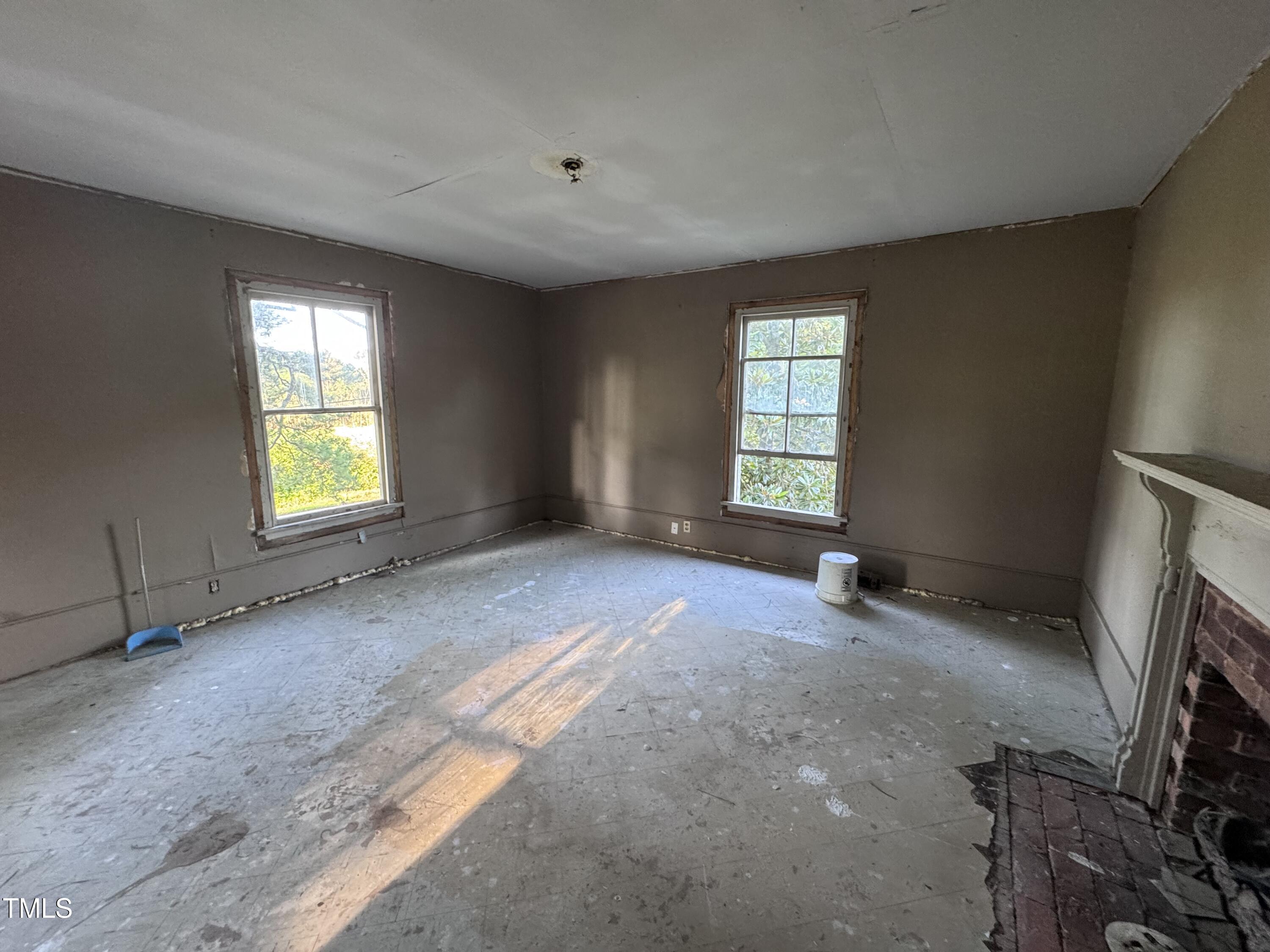 12670 School House Road Property Photo 7