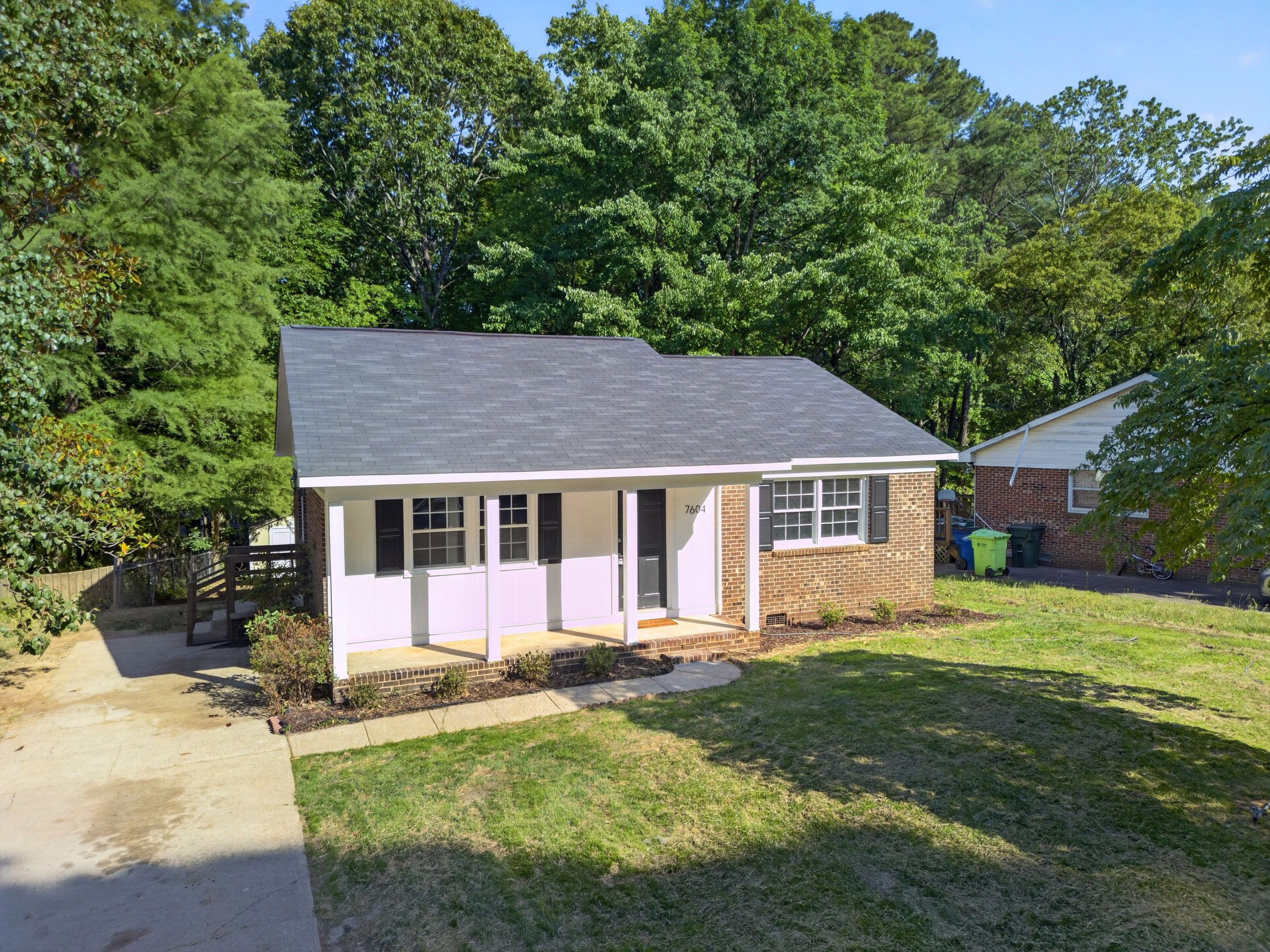 7604 Longstreet Drive Property Photo 1