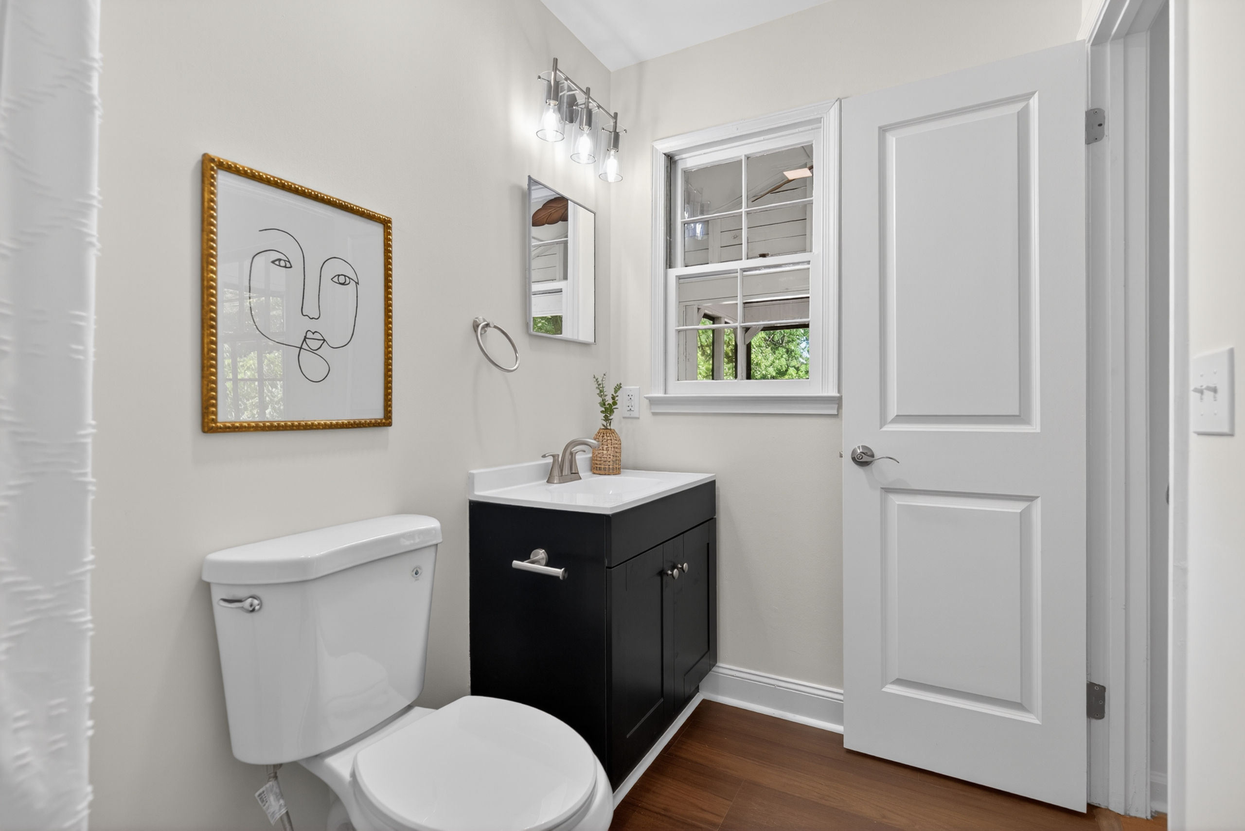 7604 Longstreet Drive Property Photo 10