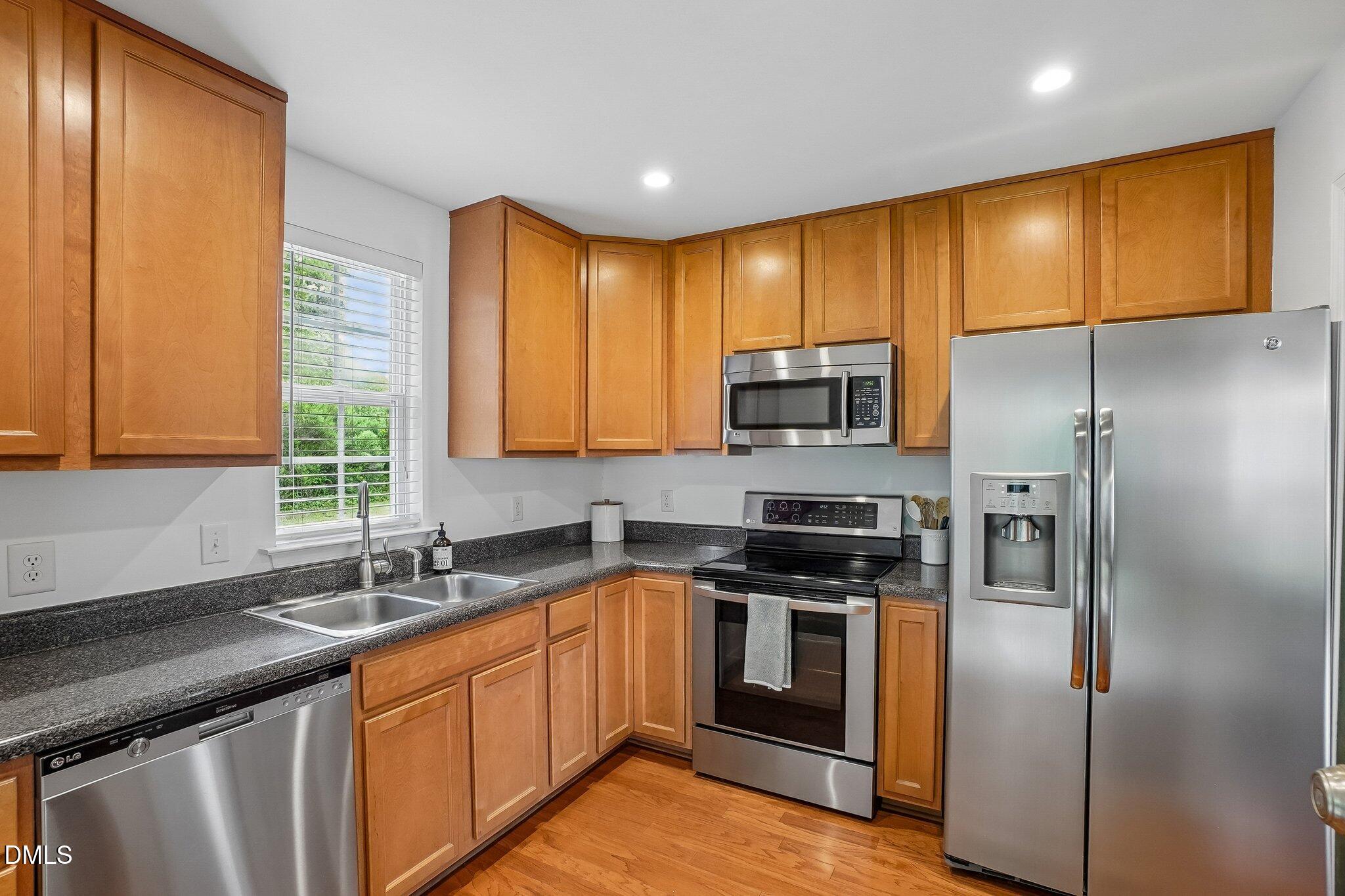 2112 Kedvale Avenue Property Photo 8