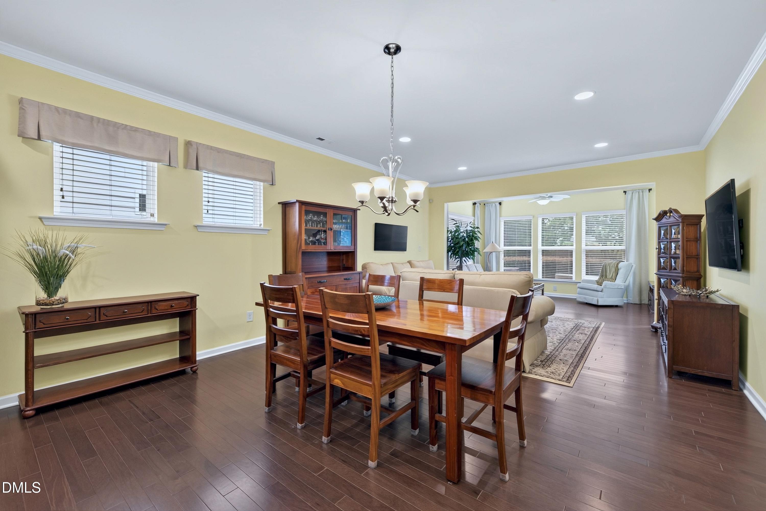 120 Rosedale Creek Drive Property Photo 10