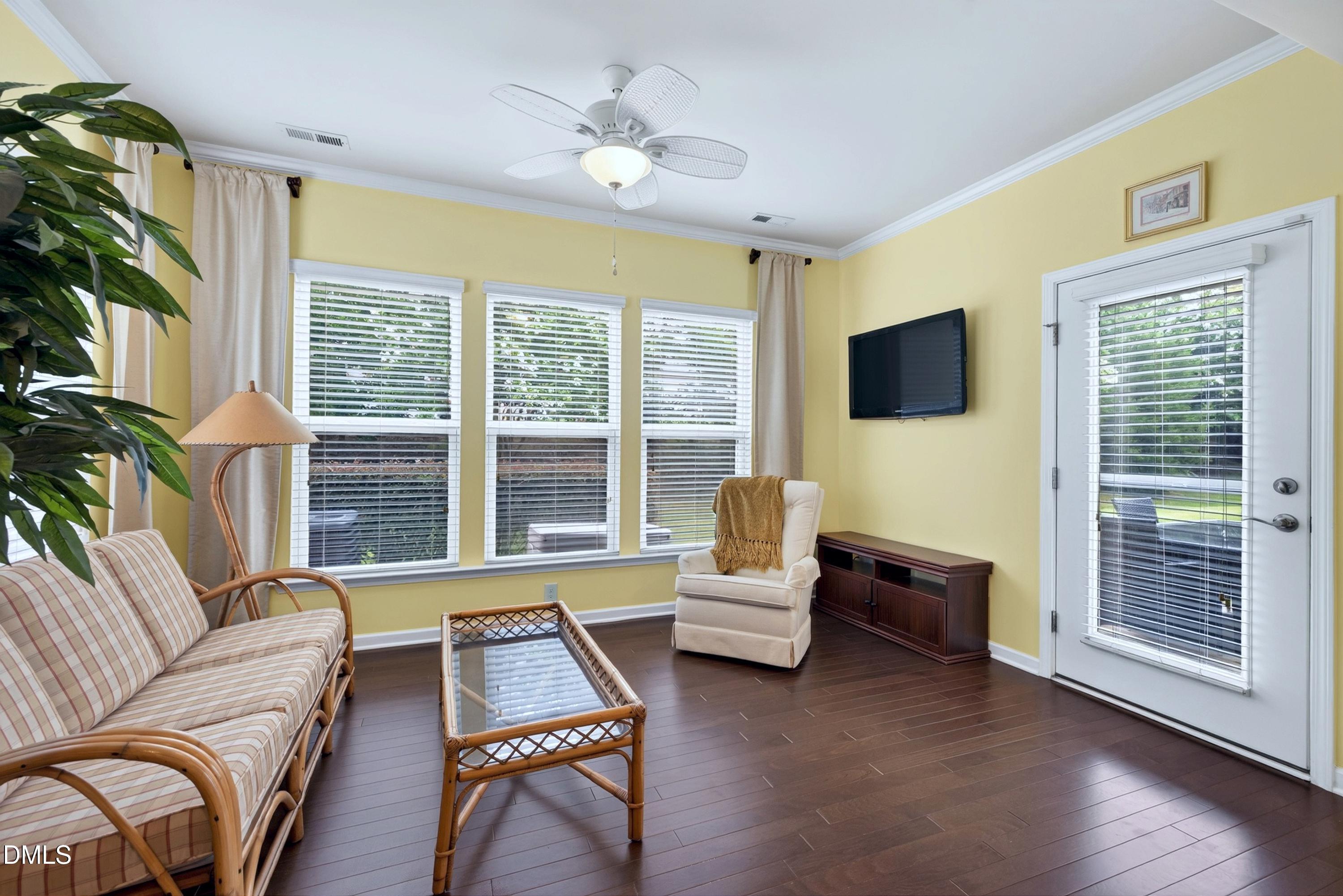 120 Rosedale Creek Drive Property Photo 18