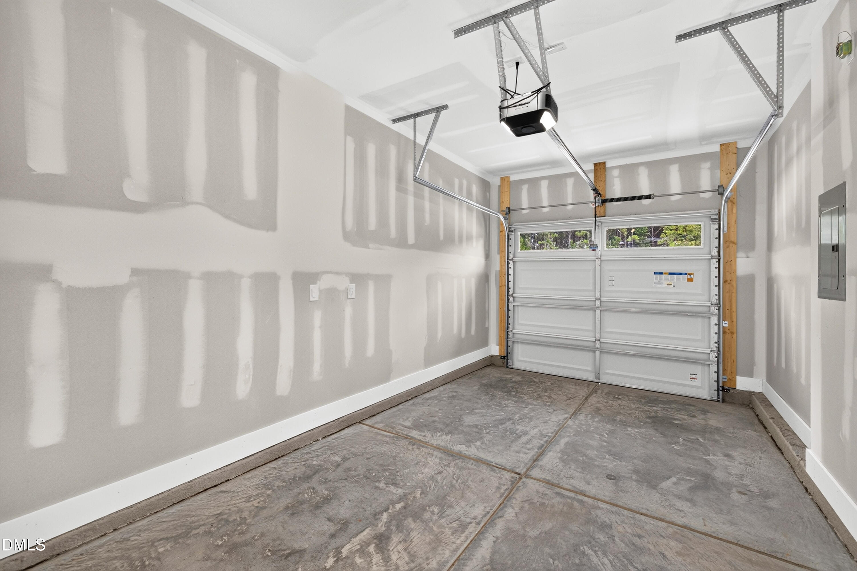 630 Cable Court Property Photo 34