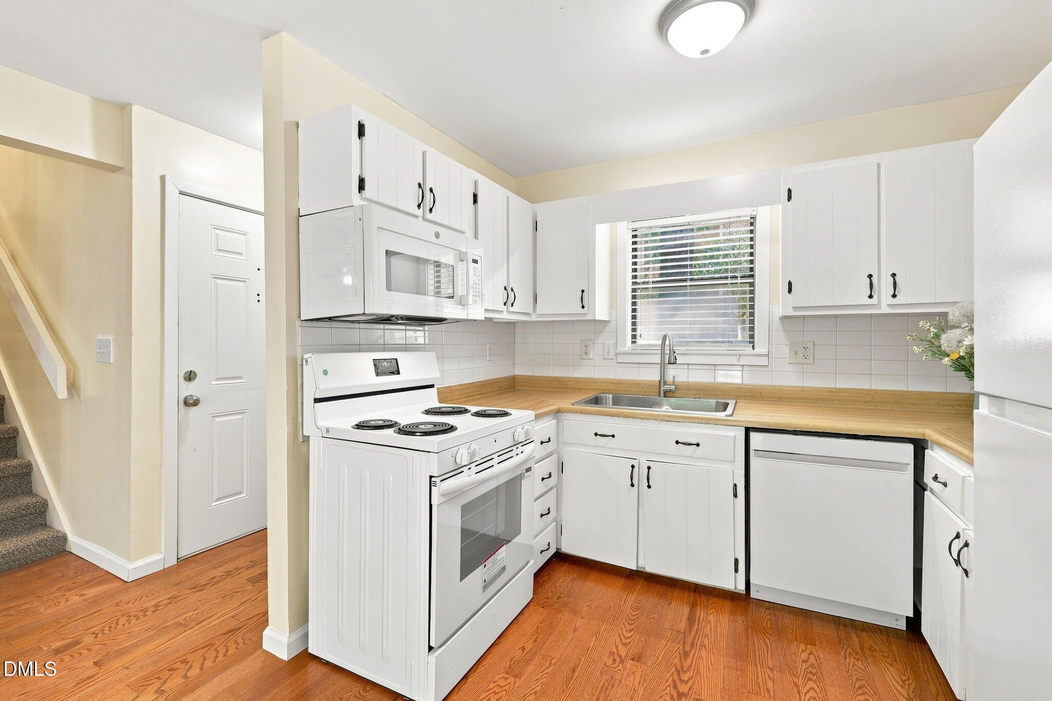 7413 Leesville Road Property Photo 14