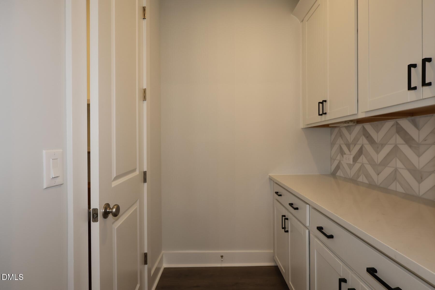 2478 Vetrina Way Property Photo 9