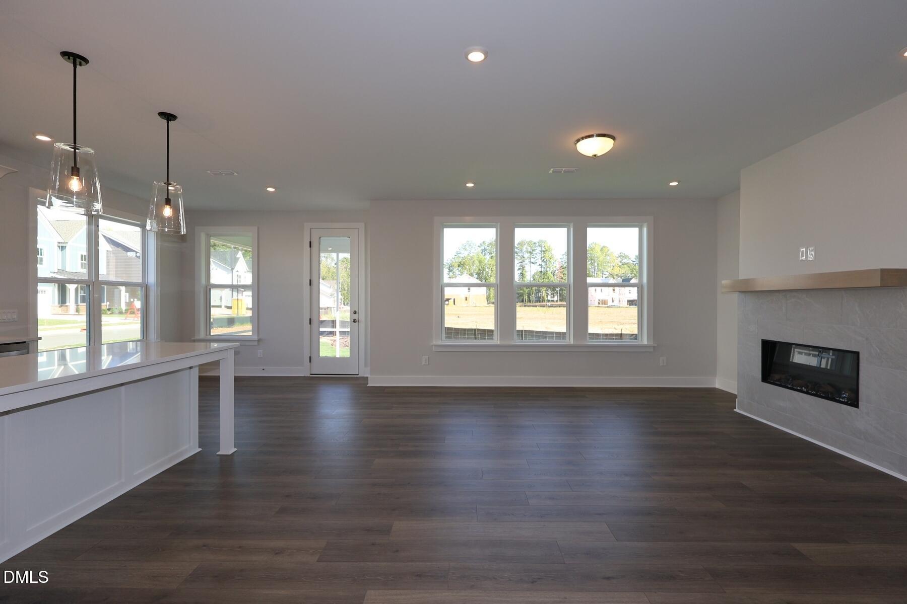 2478 Vetrina Way Property Photo 16