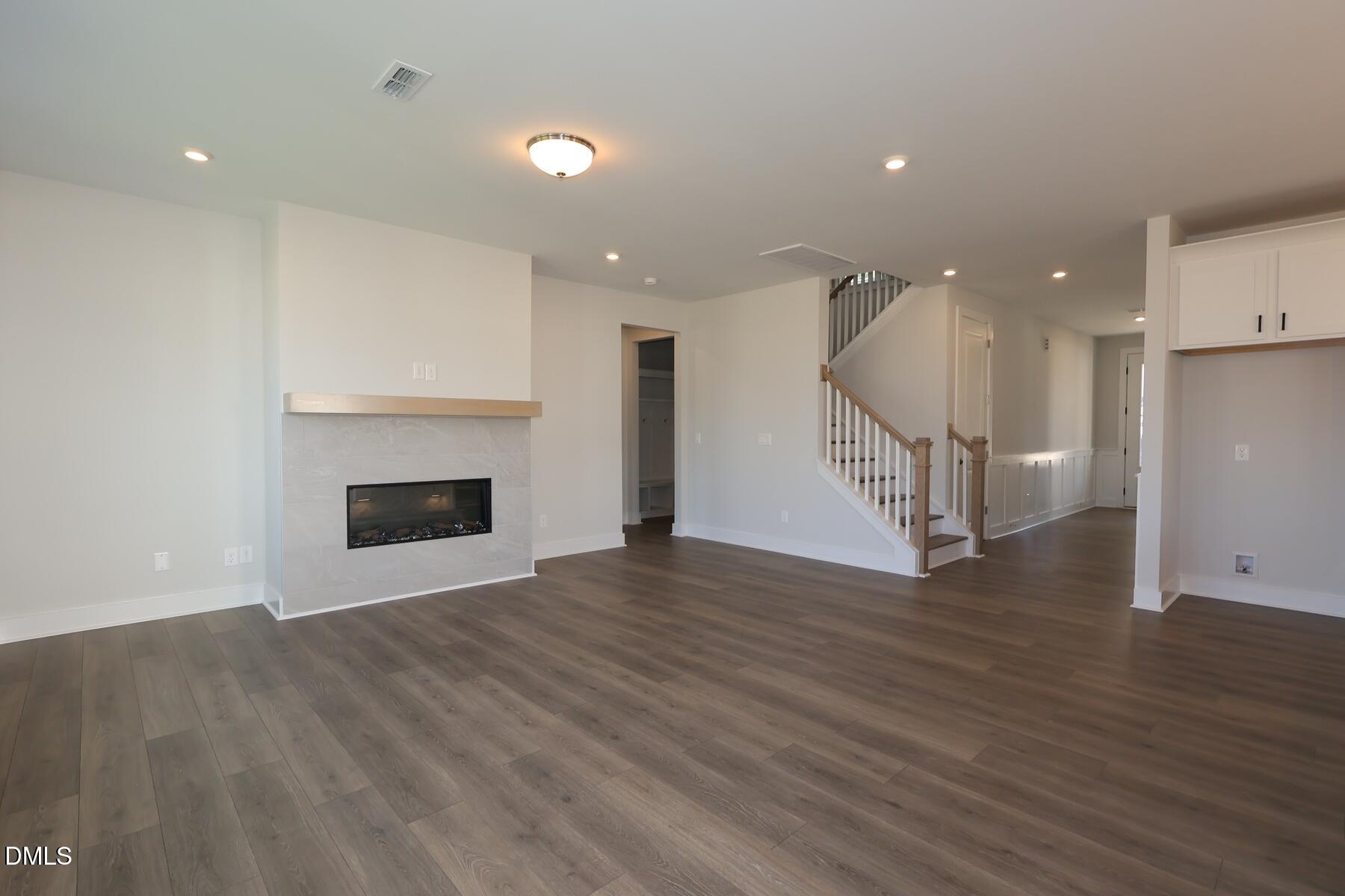 2478 Vetrina Way Property Photo 18