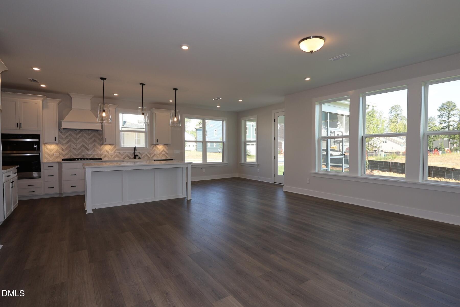 2478 Vetrina Way Property Photo 19