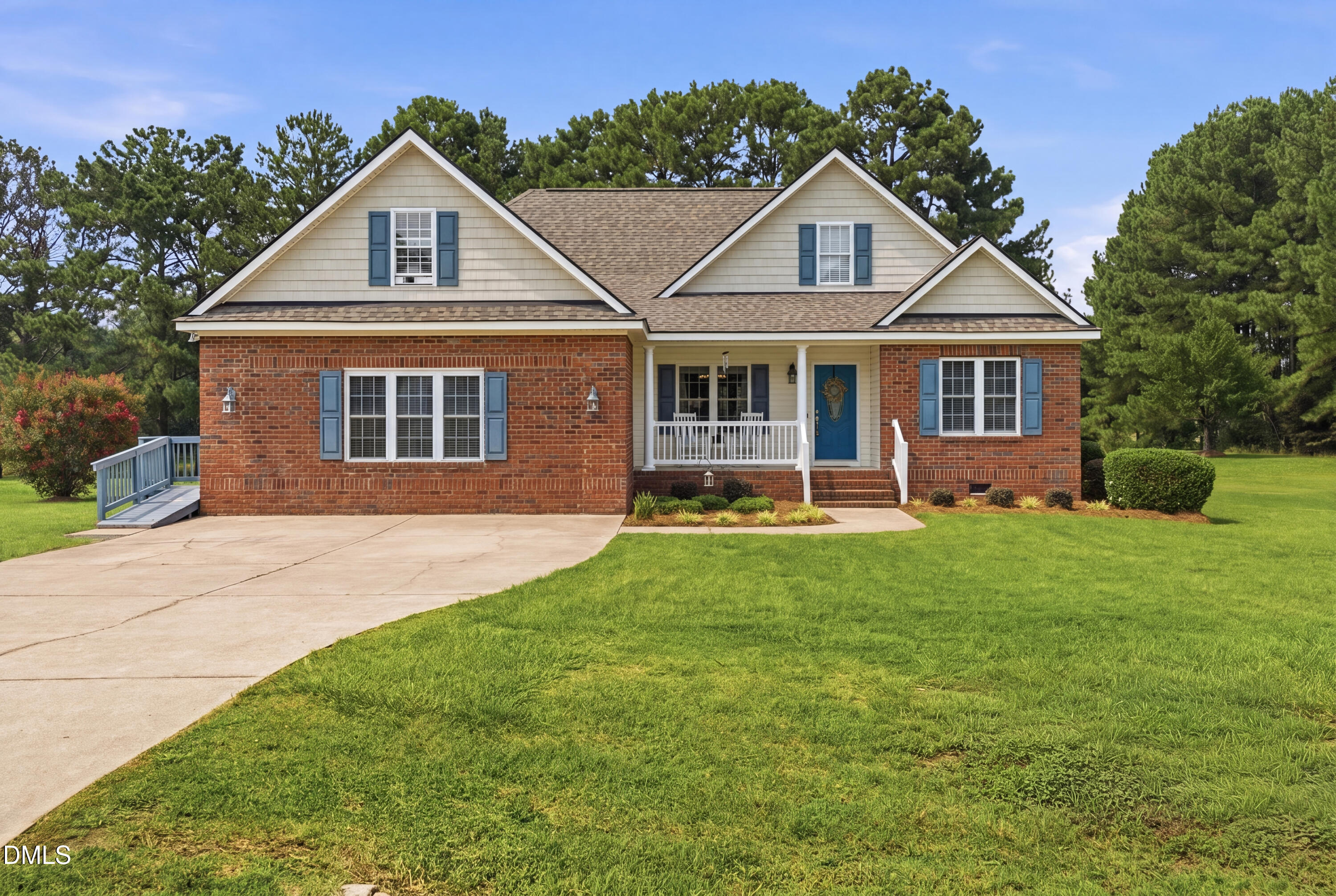 40 Perry Lane