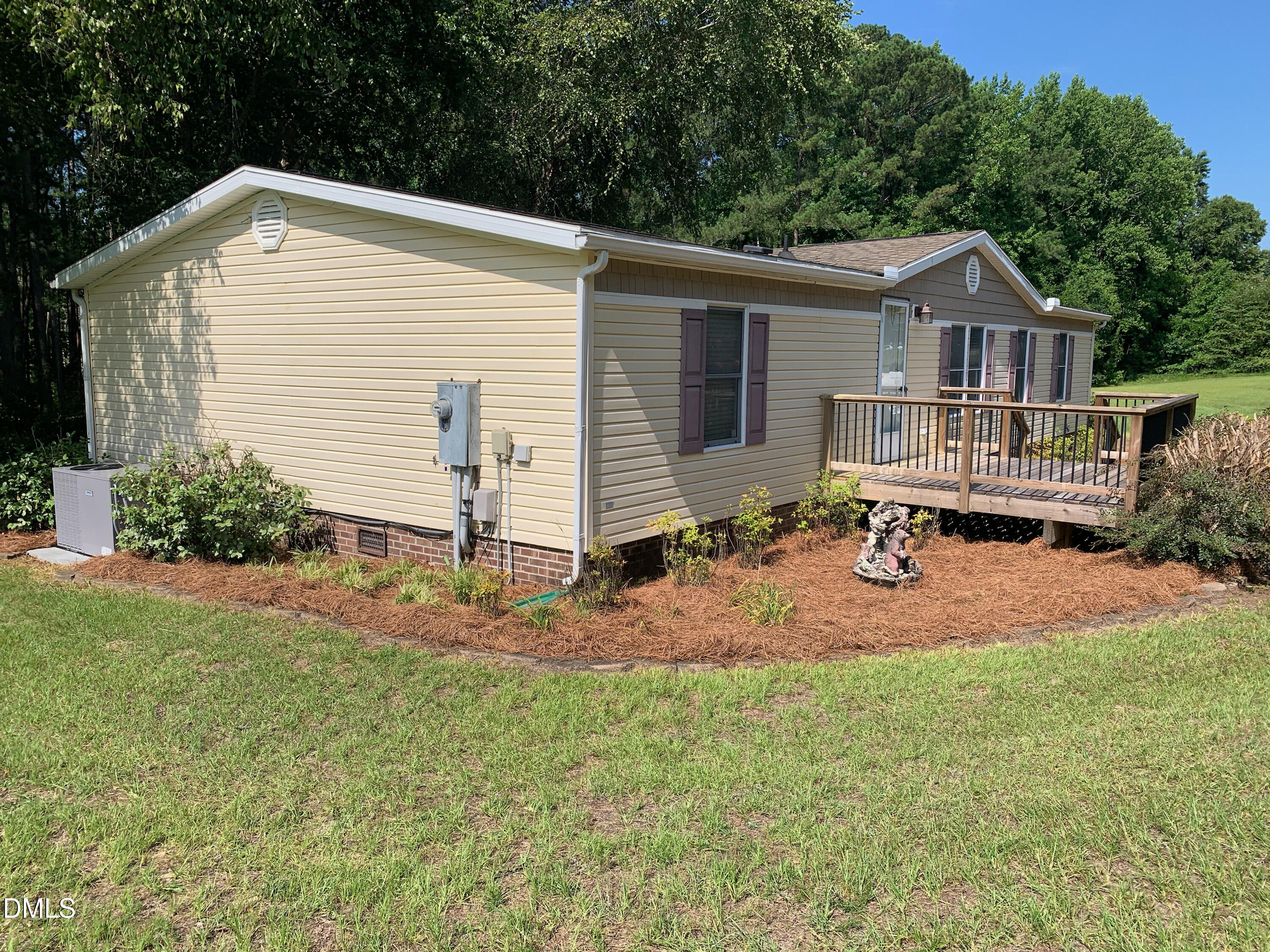 150 Happy Trails Drive Property Photo 8