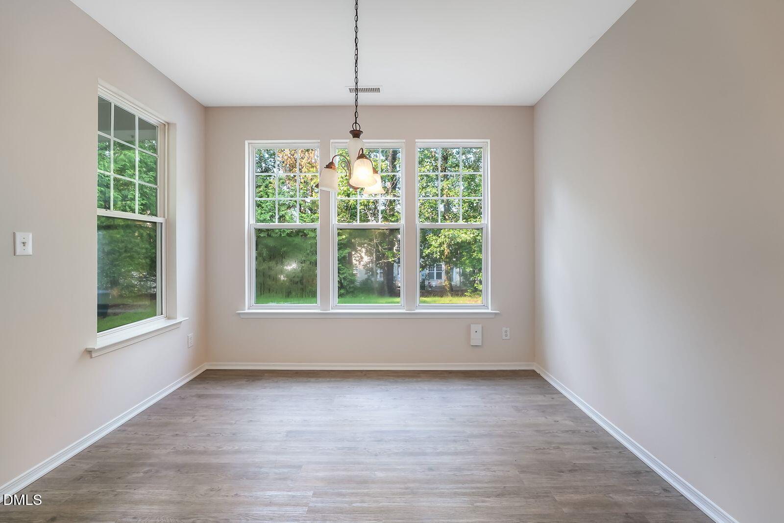 206 Bell Tower Way Property Photo 2