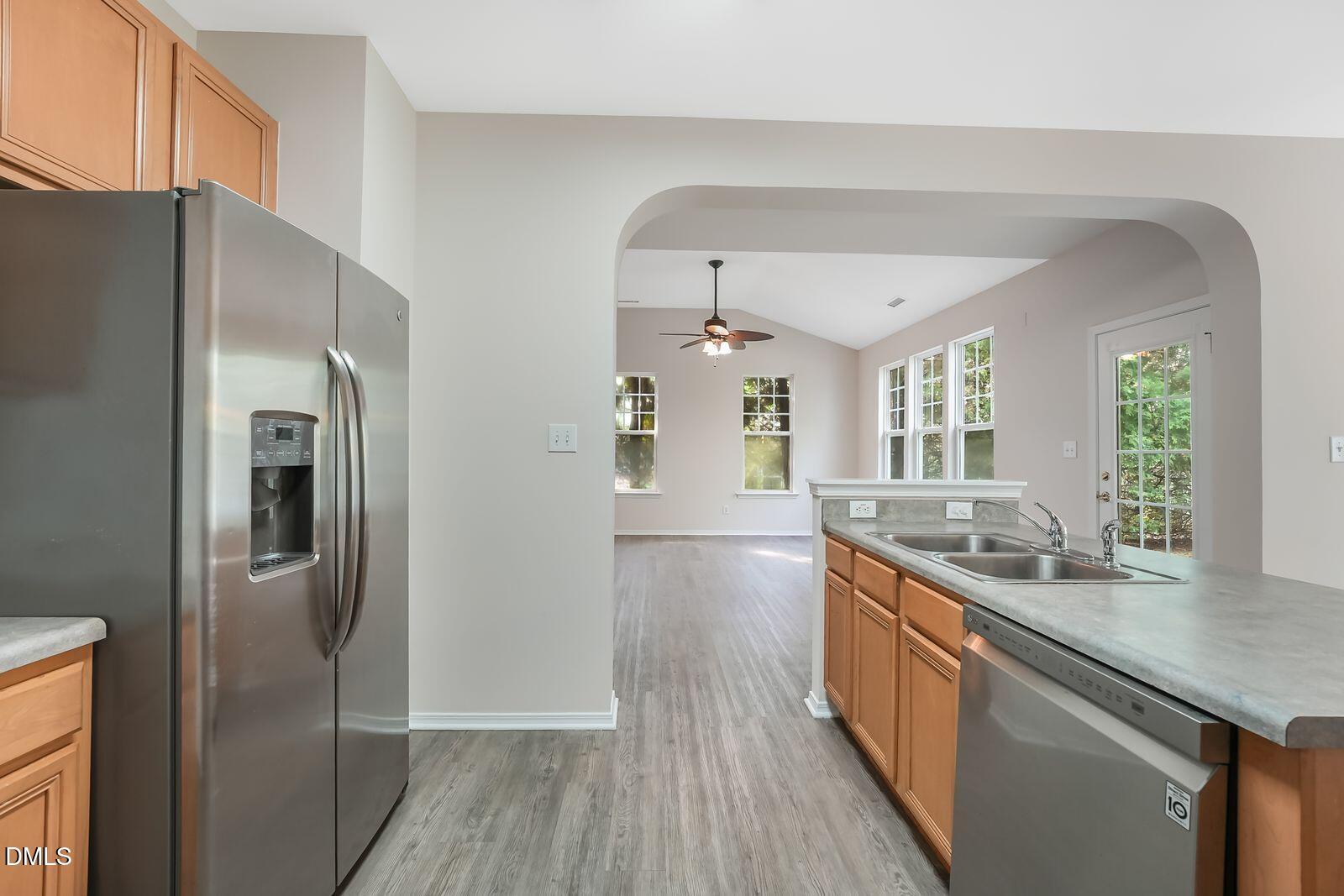 206 Bell Tower Way Property Photo 8