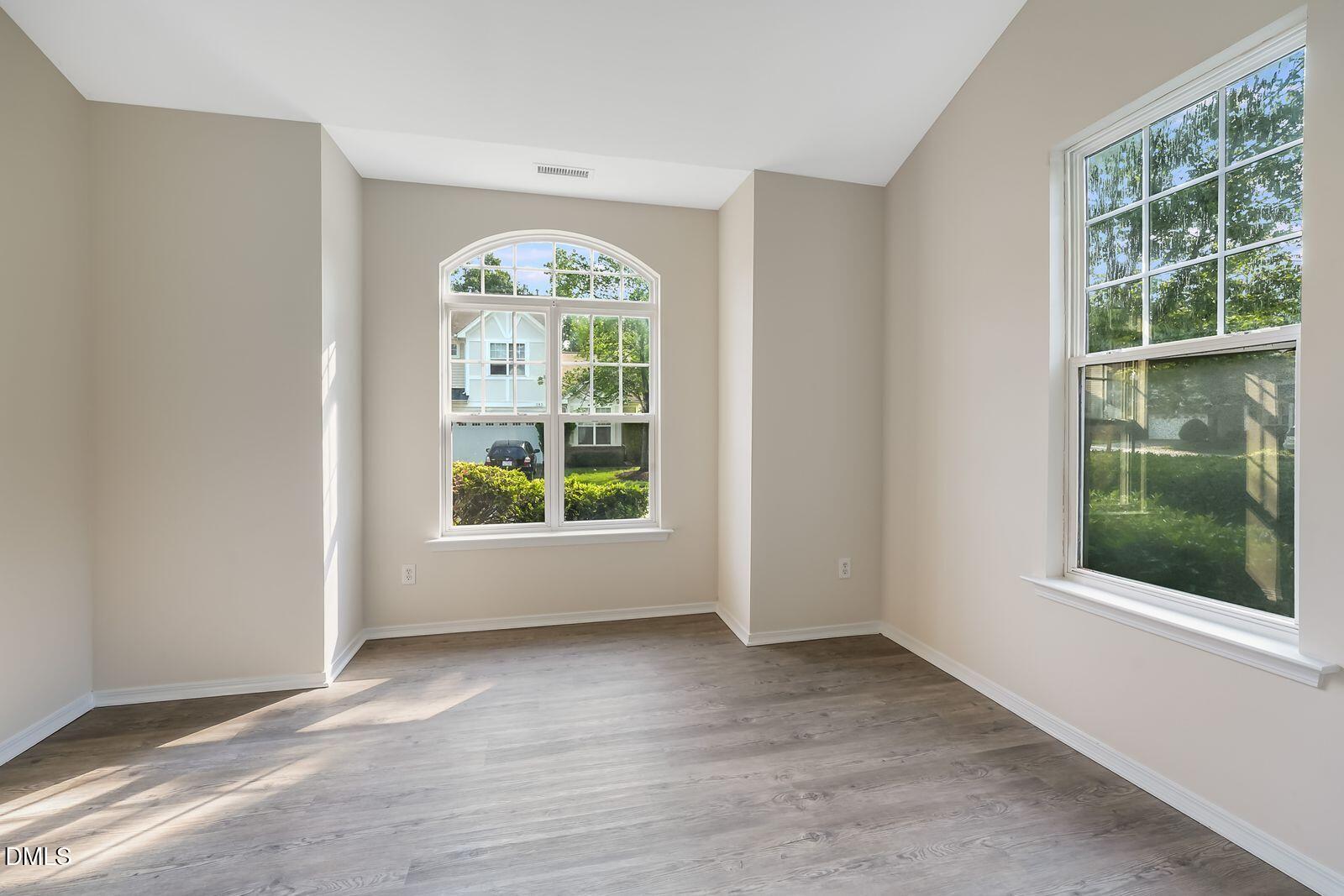 206 Bell Tower Way Property Photo 14