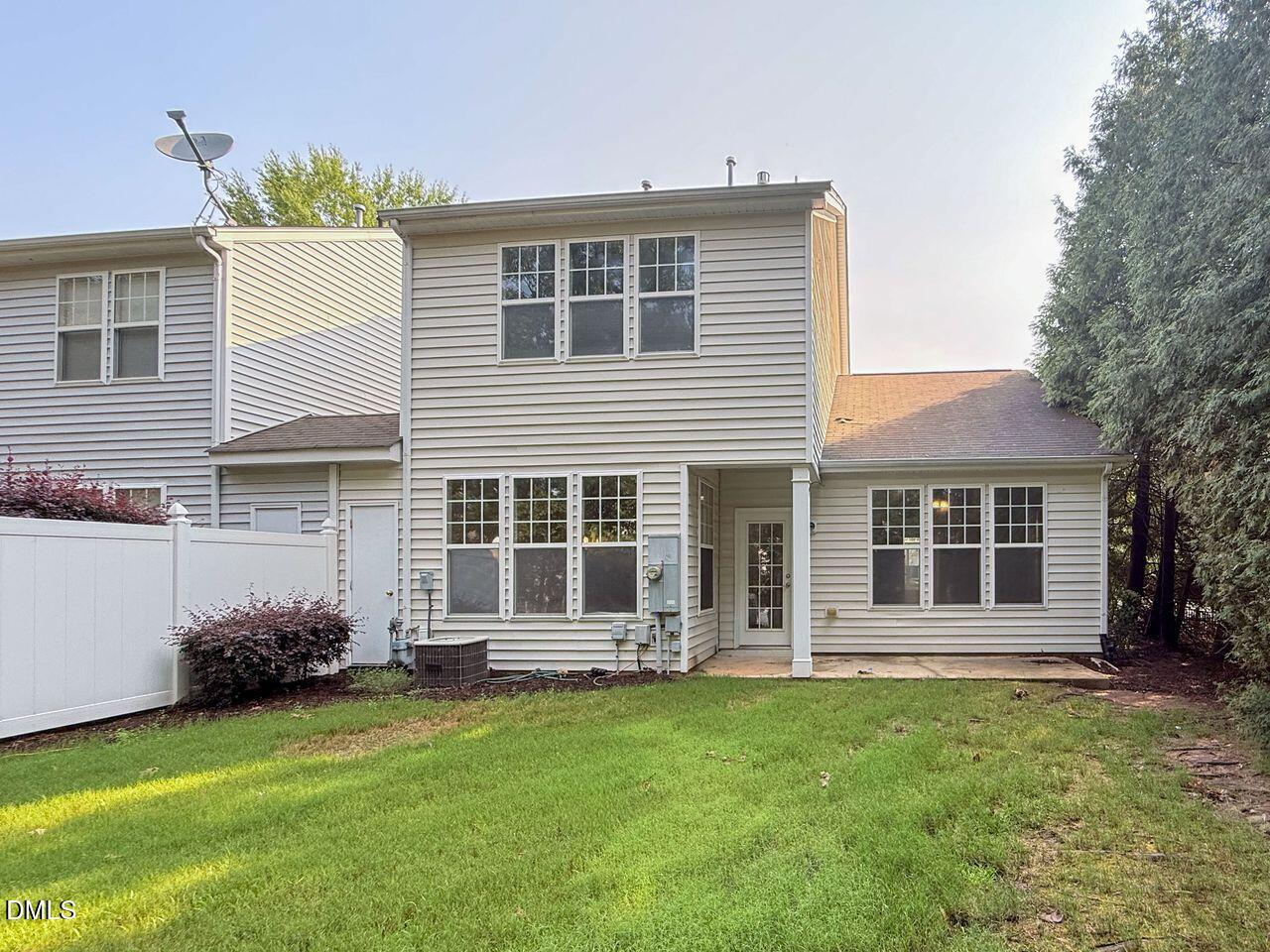 206 Bell Tower Way Property Photo 16