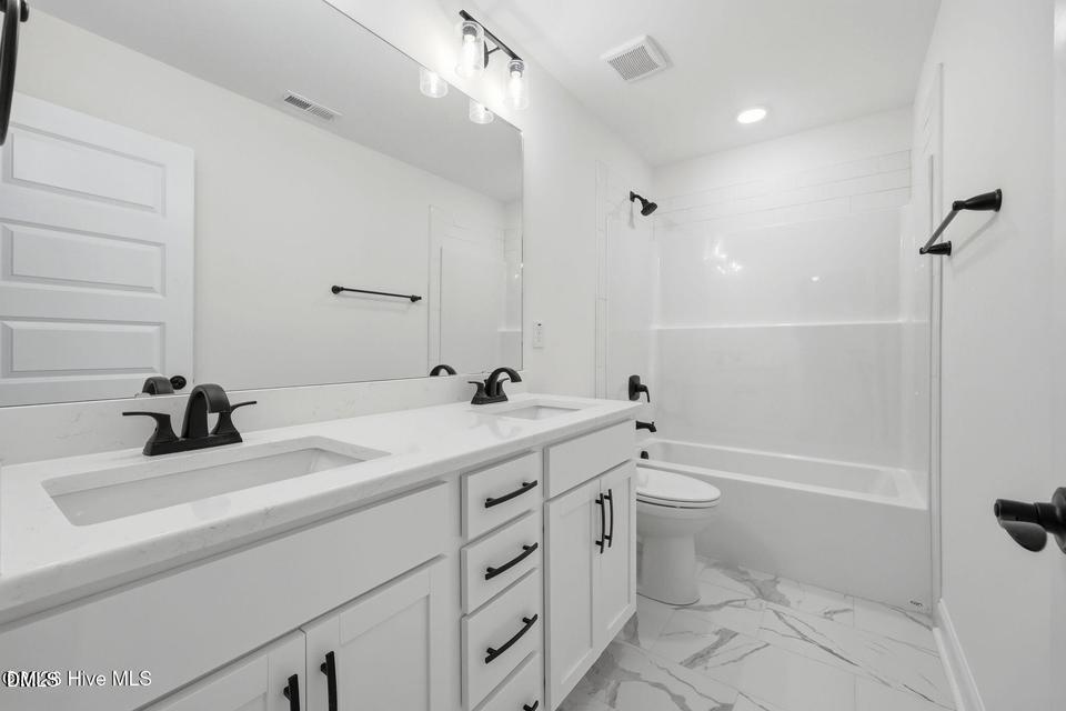 224 Telluride Court Property Photo 15
