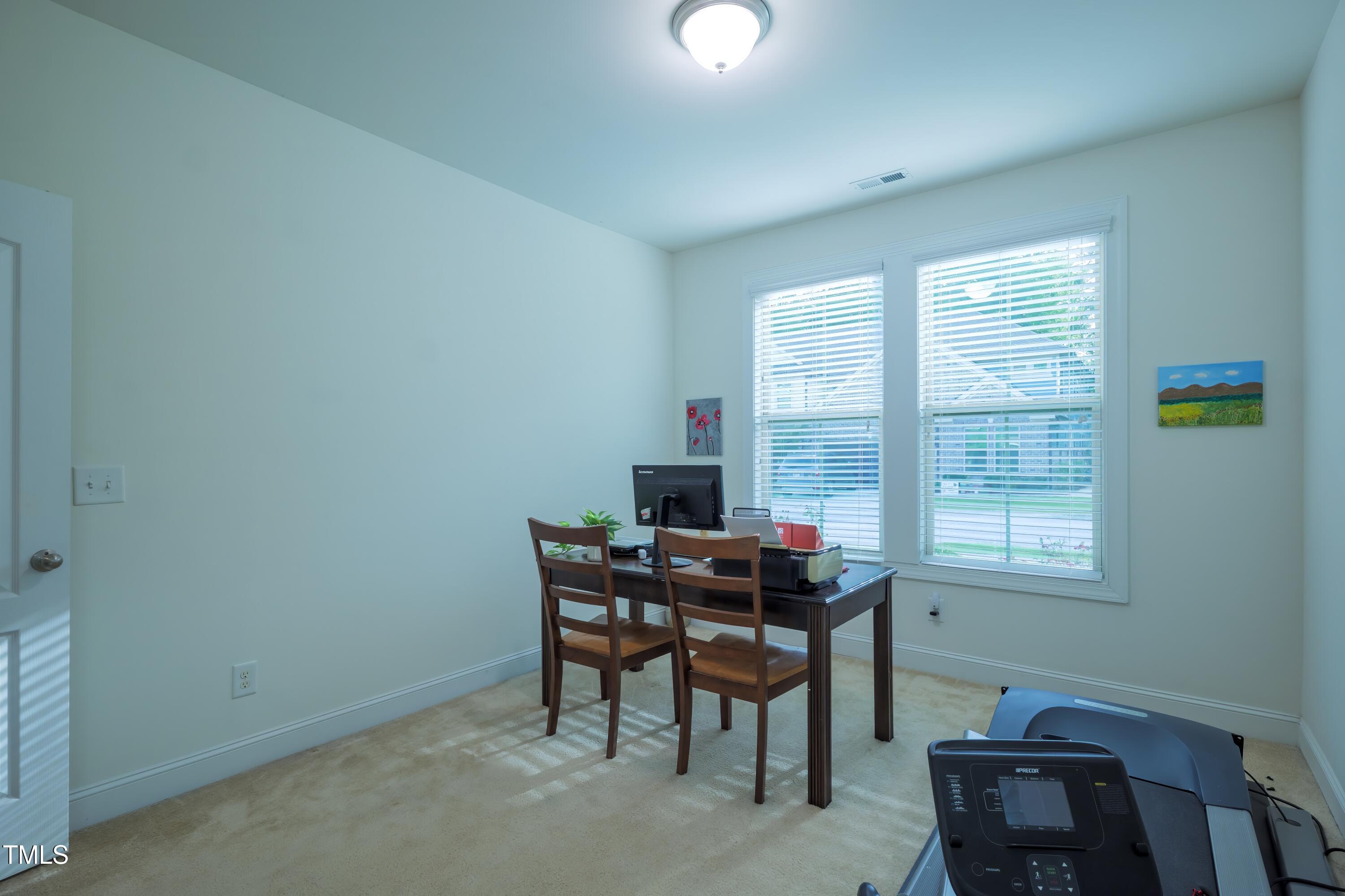 411 Alamosa Place Property Photo 42