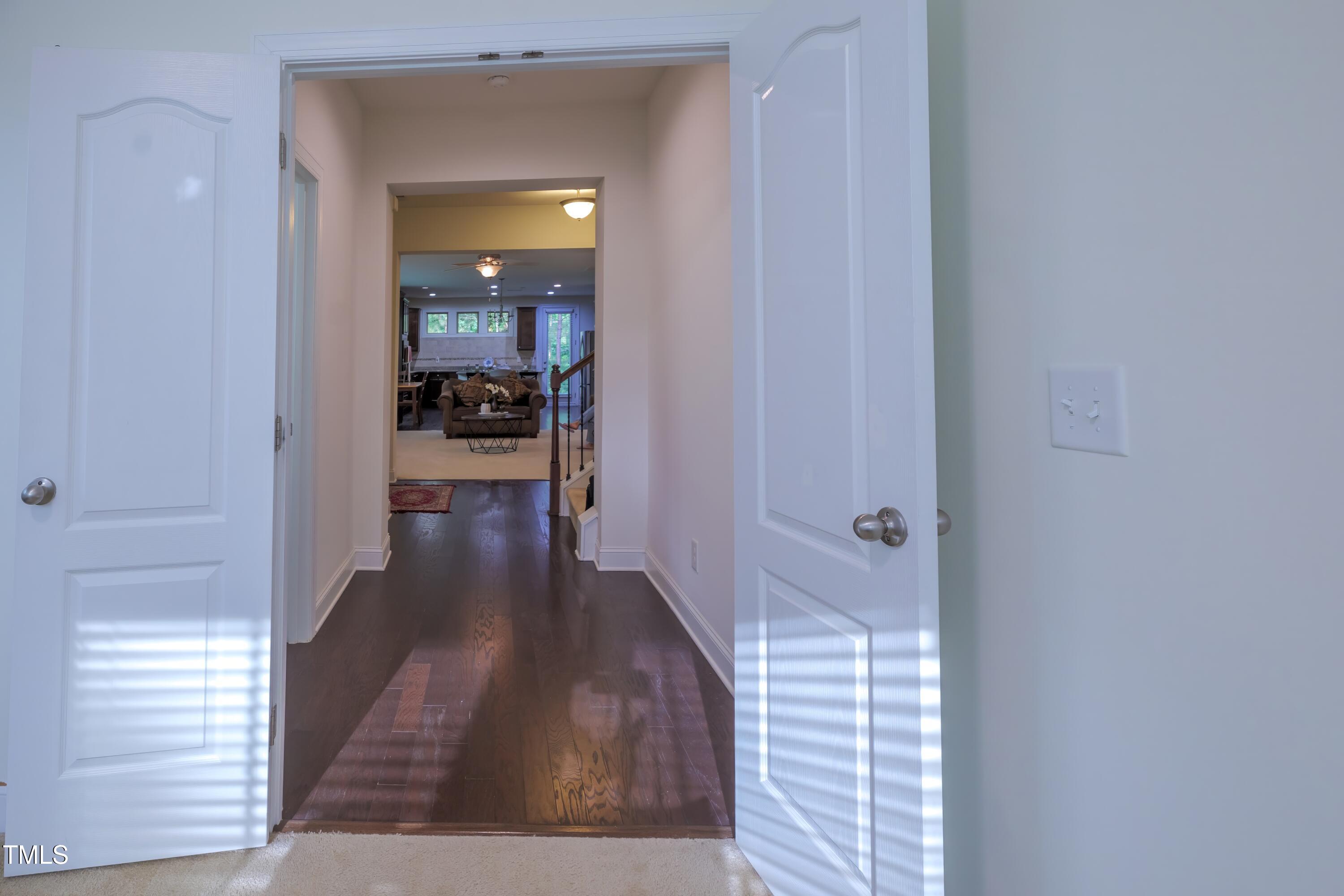 411 Alamosa Place Property Photo 43