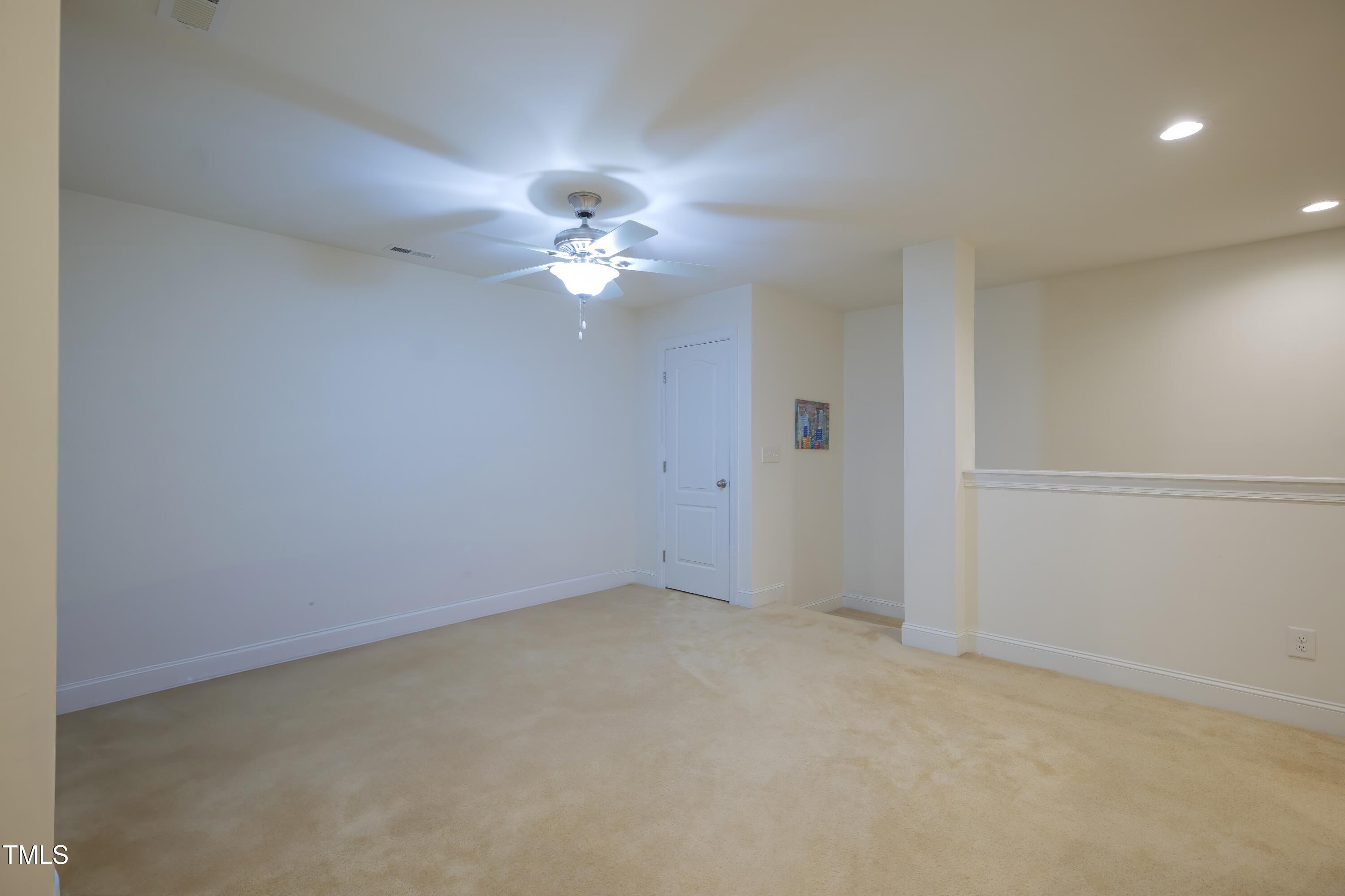 411 Alamosa Place Property Photo 51