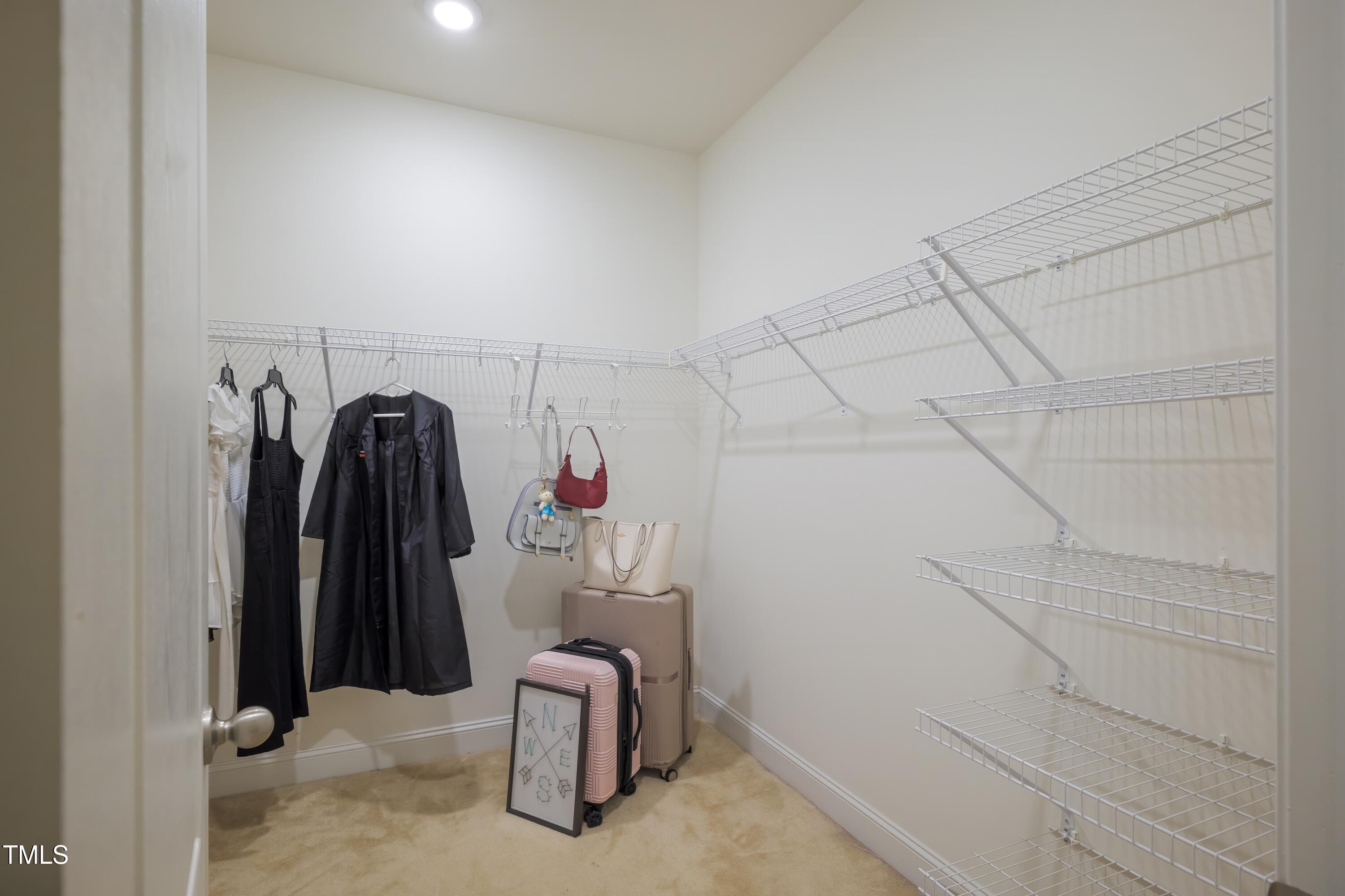 411 Alamosa Place Property Photo 63