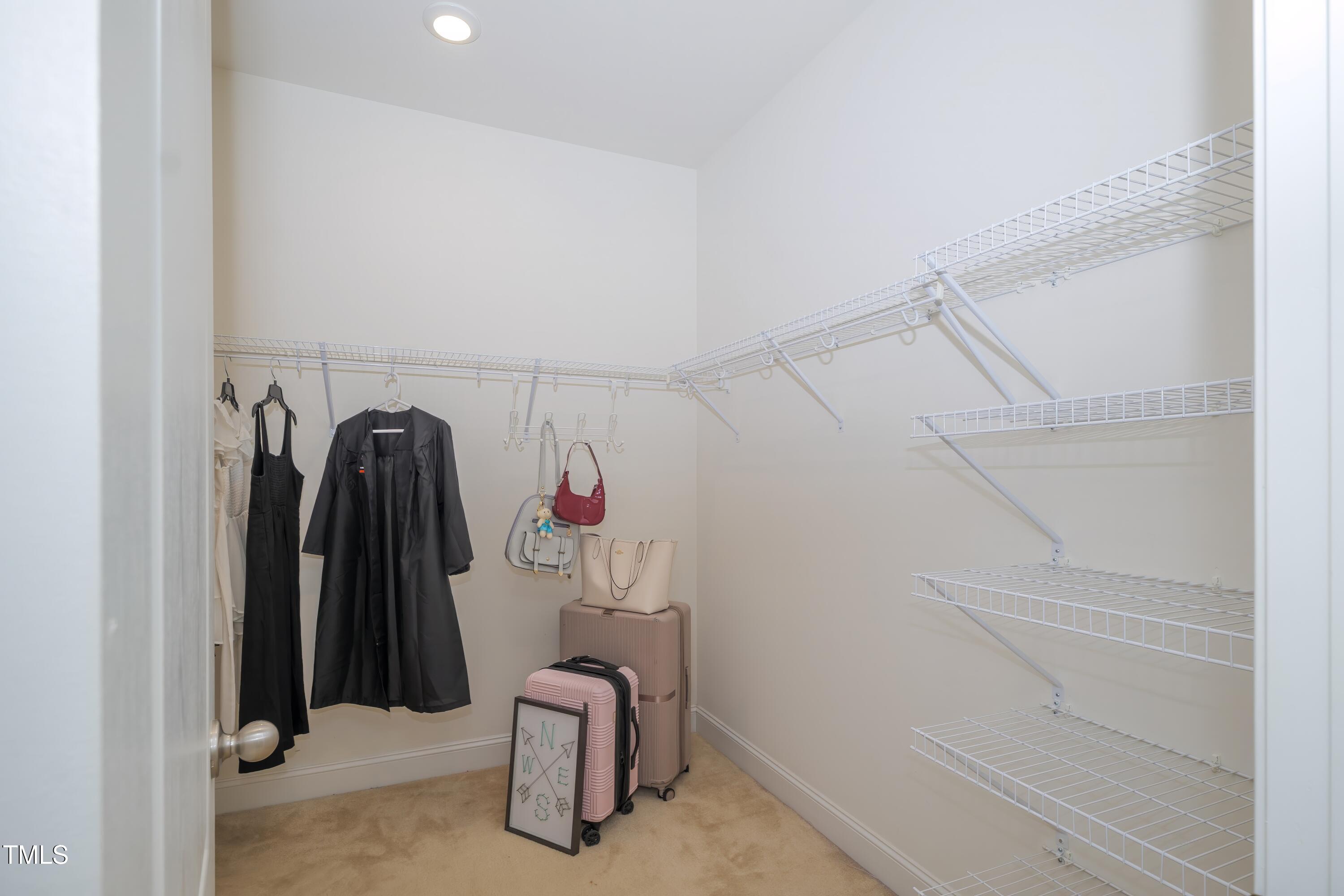 411 Alamosa Place Property Photo 64