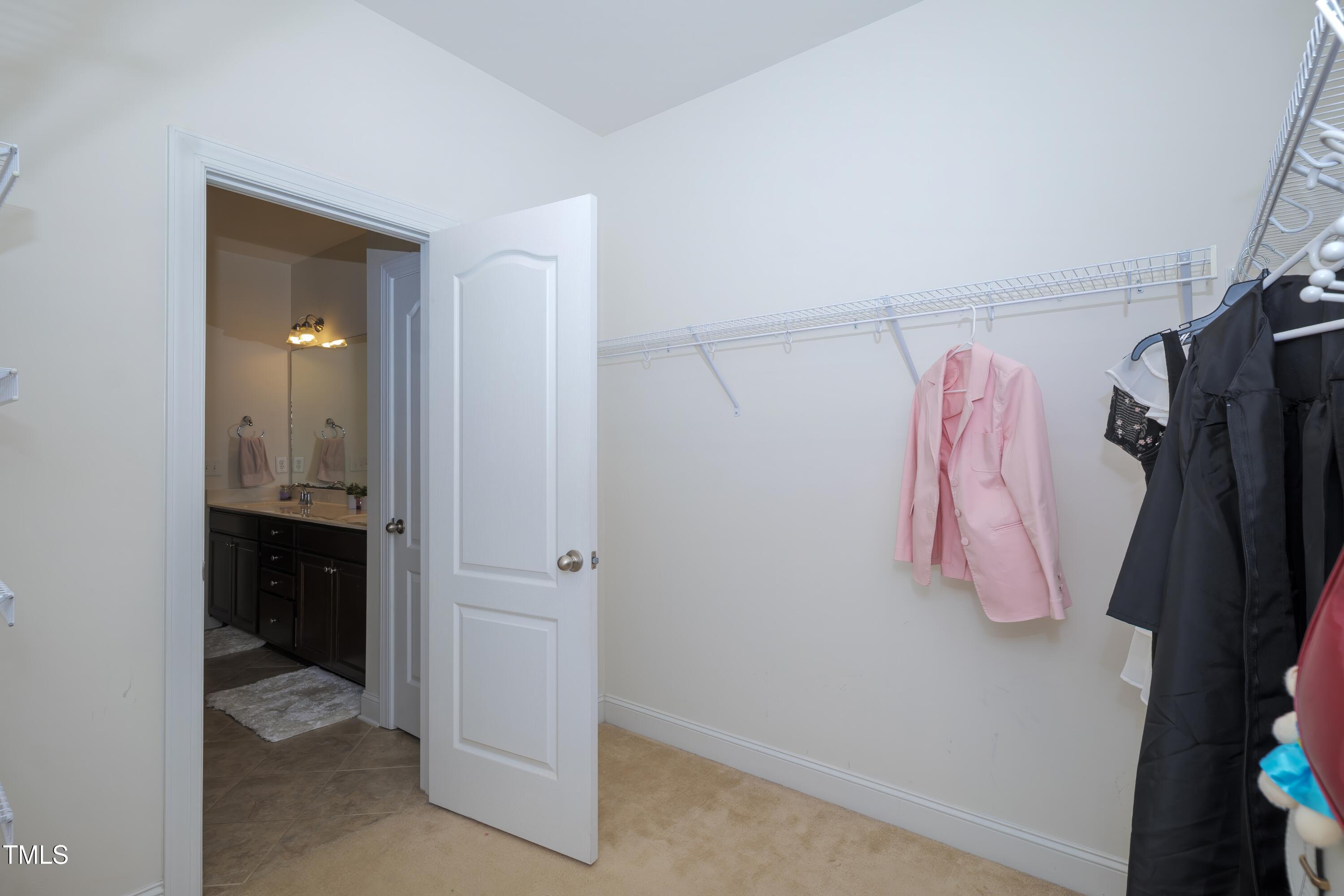 411 Alamosa Place Property Photo 65