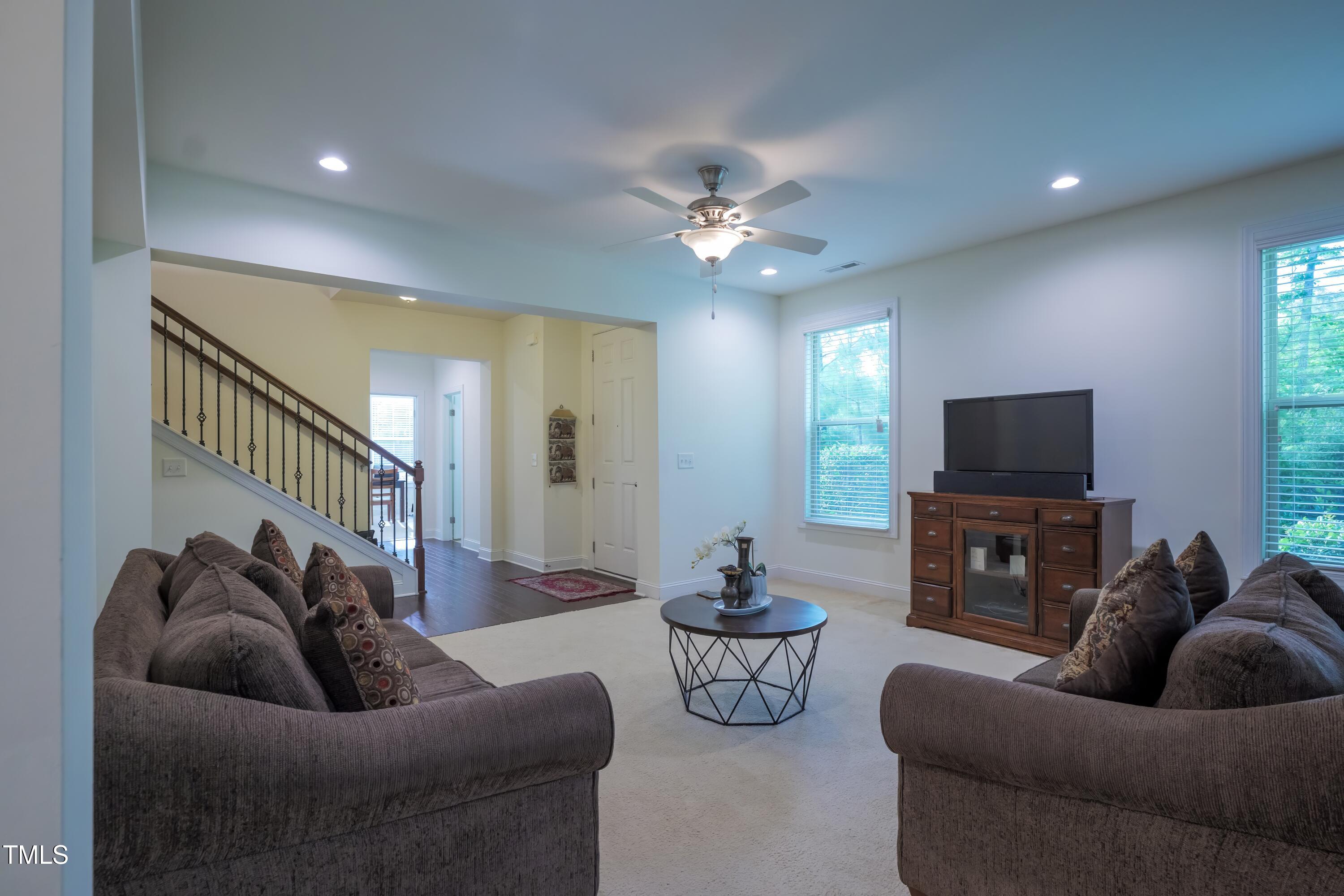 411 Alamosa Place Property Photo 73