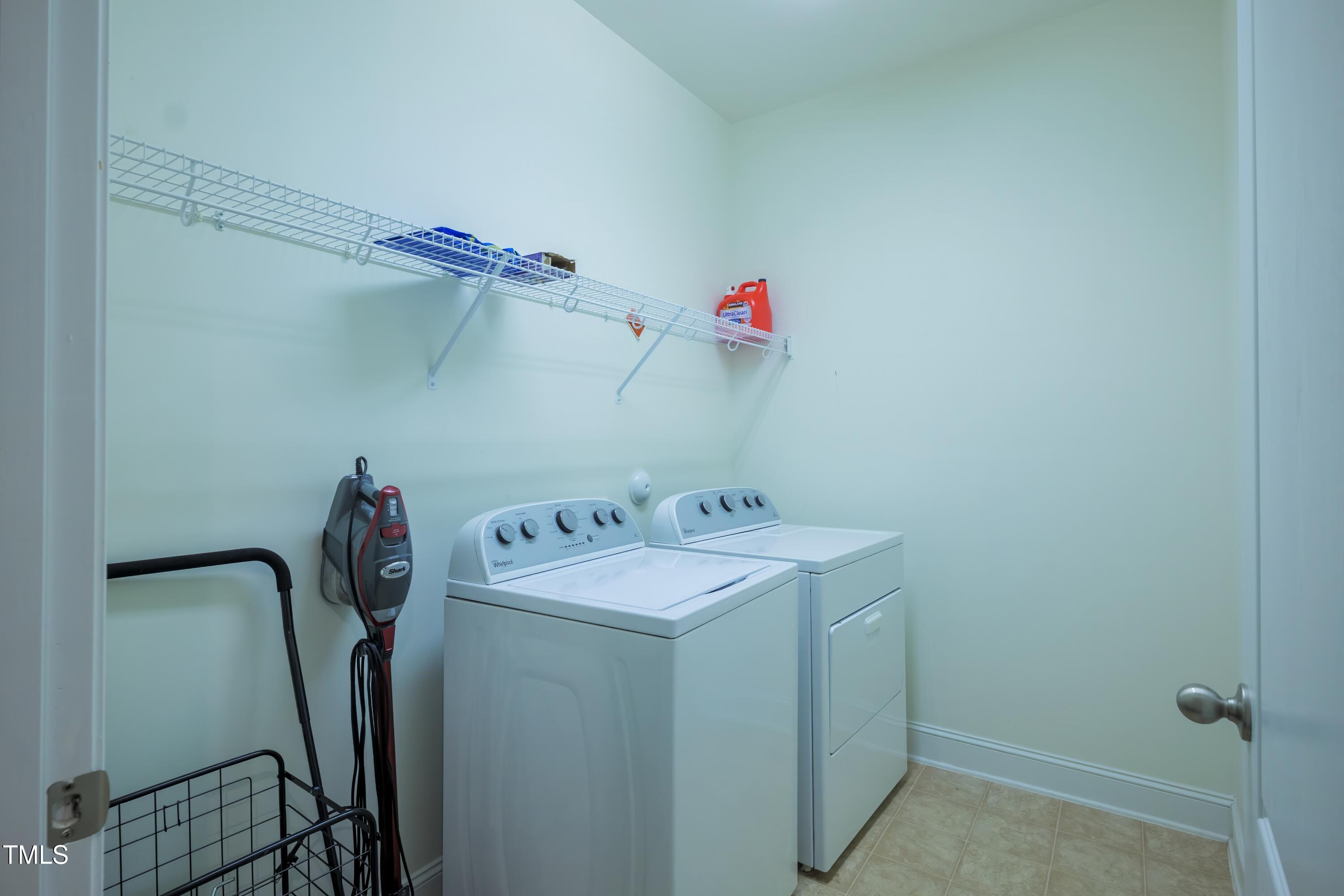 411 Alamosa Place Property Photo 74
