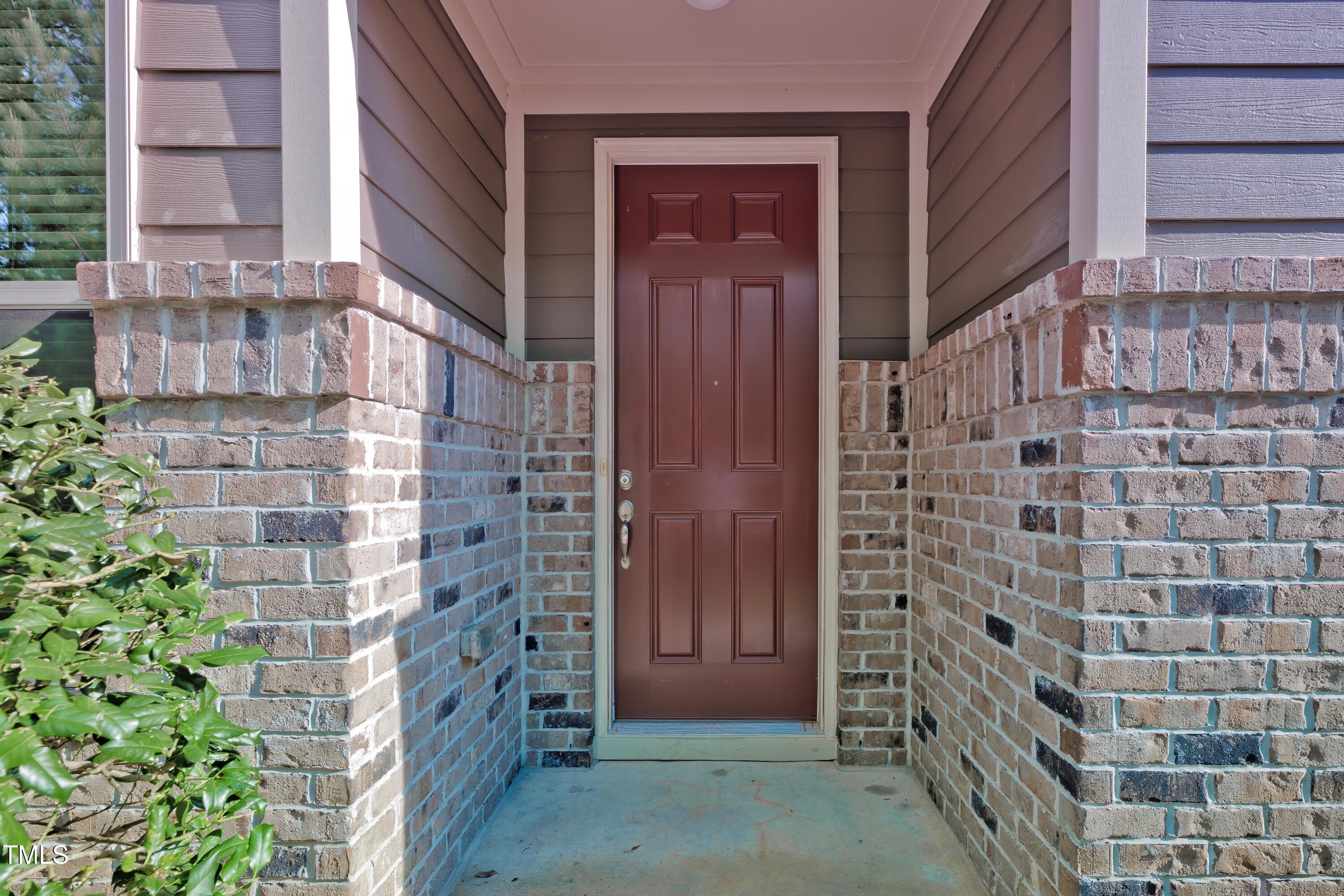 411 Alamosa Place Property Photo 76