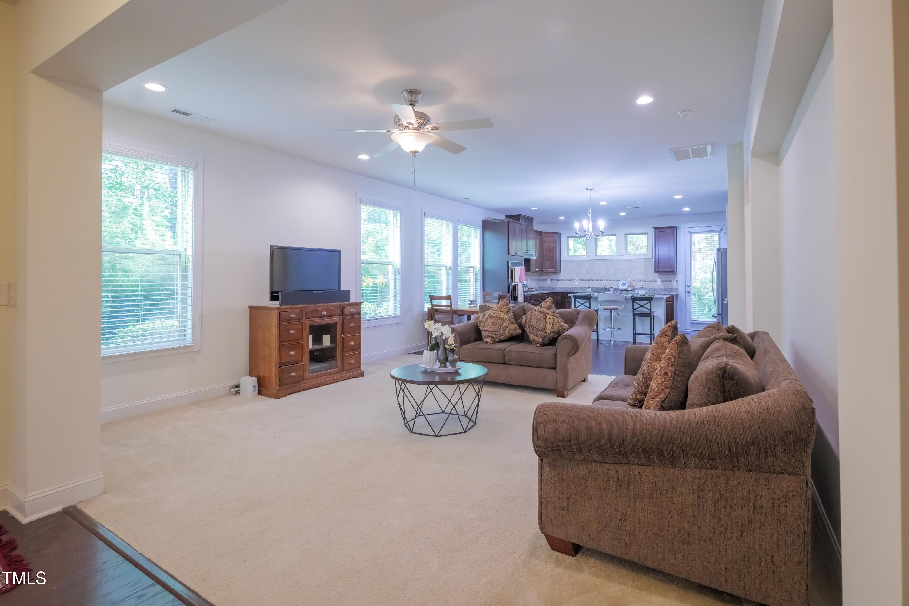 411 Alamosa Place Property Photo 78