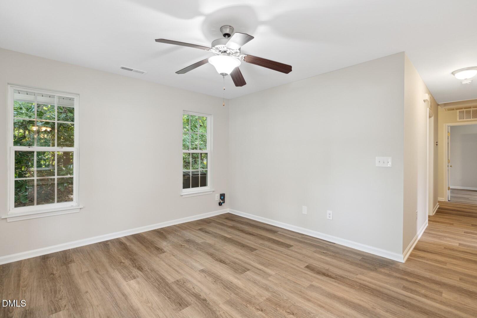 338 E Spring Street Property Photo 4