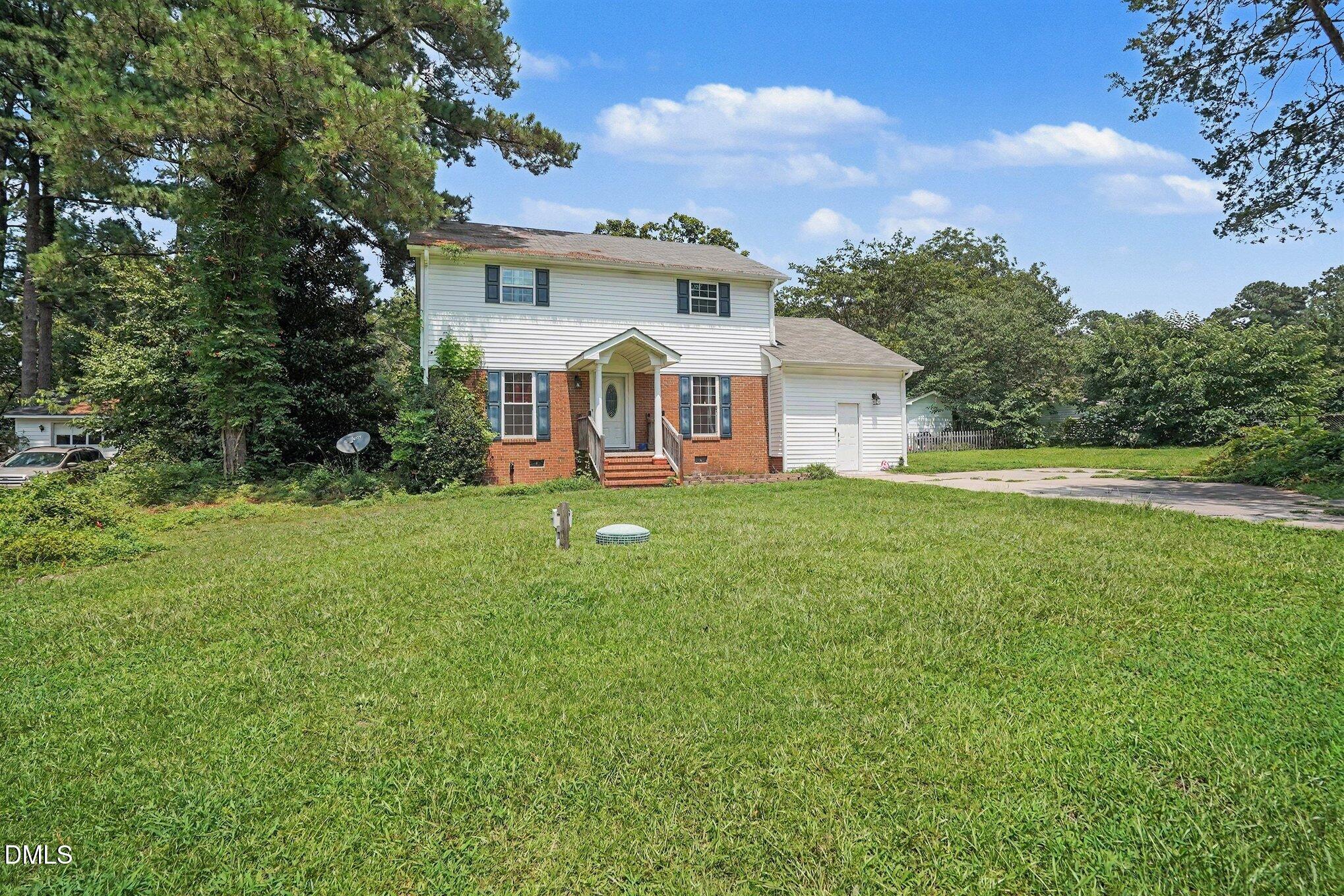 403 Woodhille Drive Property Photo 2
