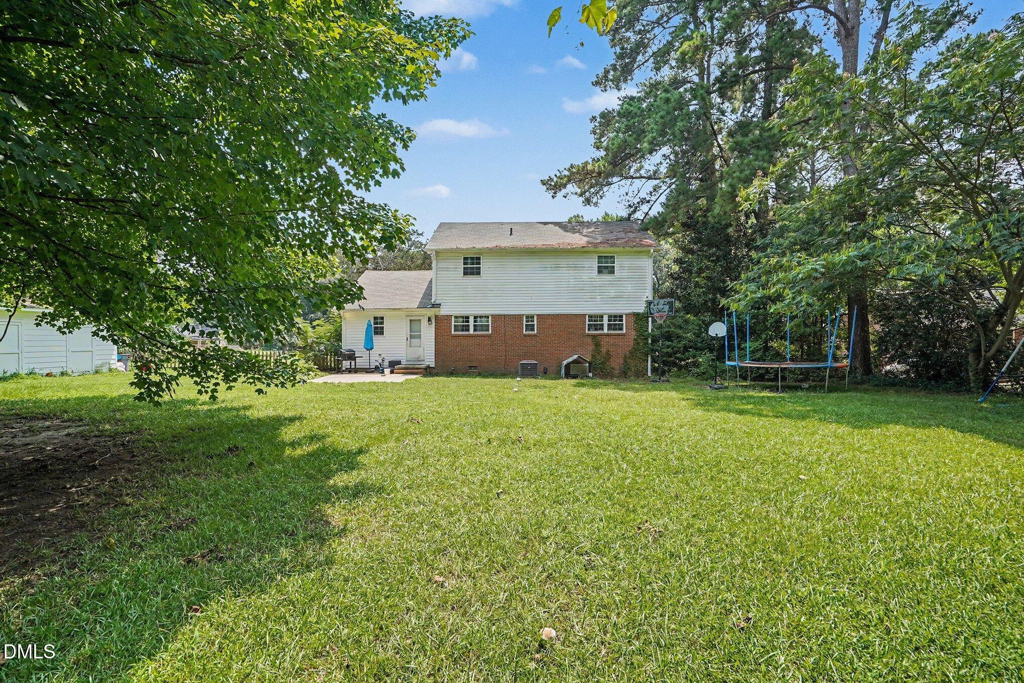 403 Woodhille Drive Property Photo 4
