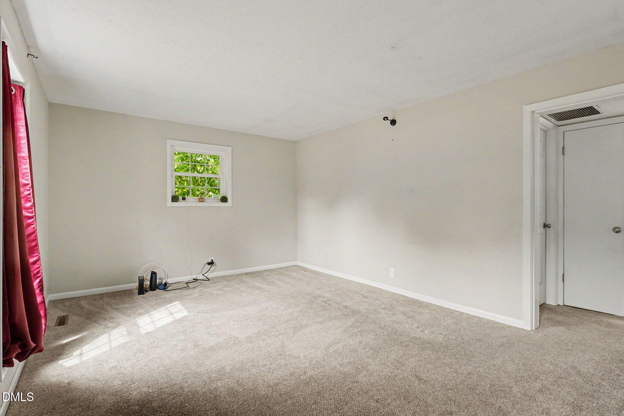 403 Woodhille Drive Property Photo 7