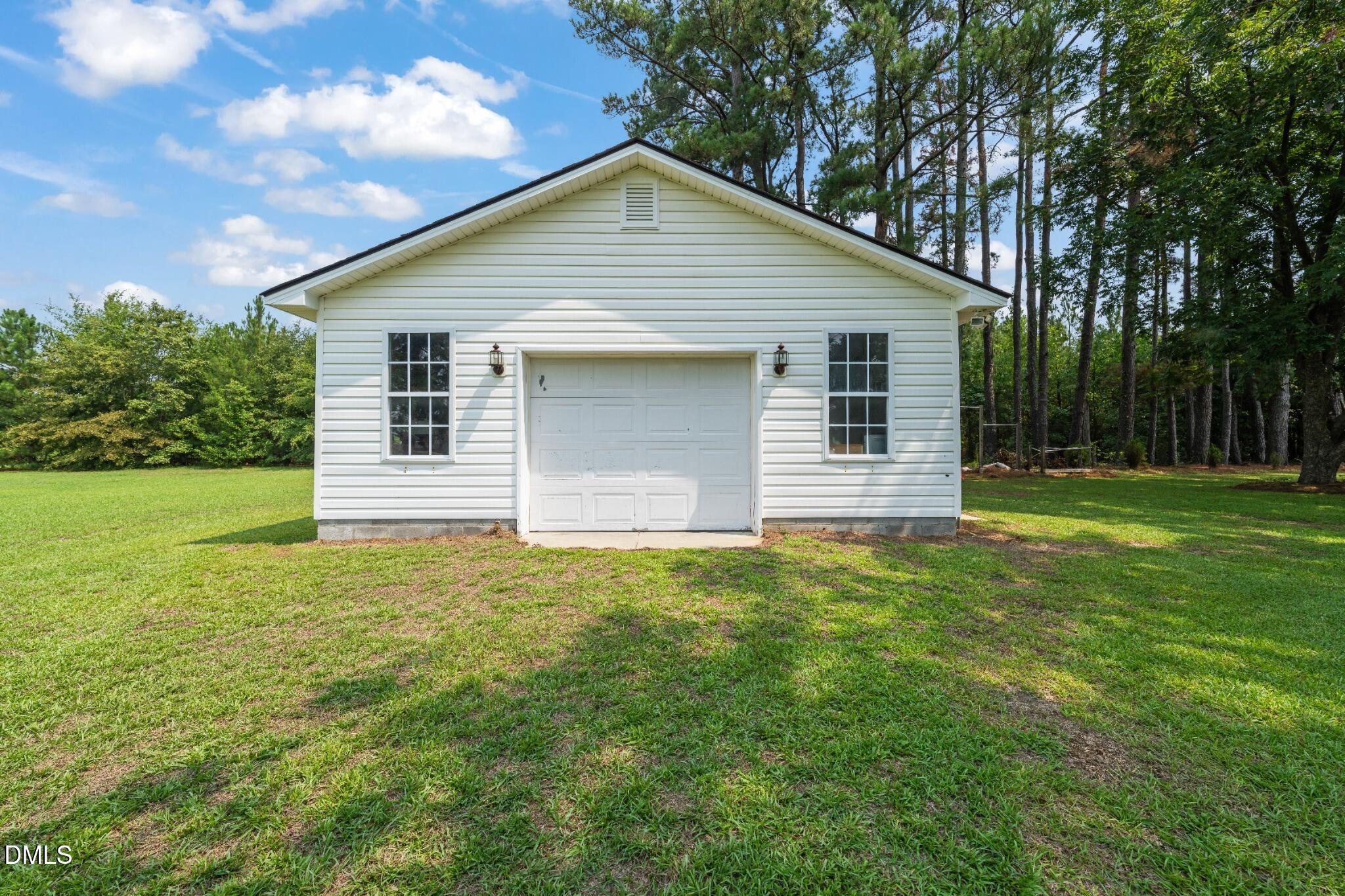1718 Aman Dairy Road Property Photo 5
