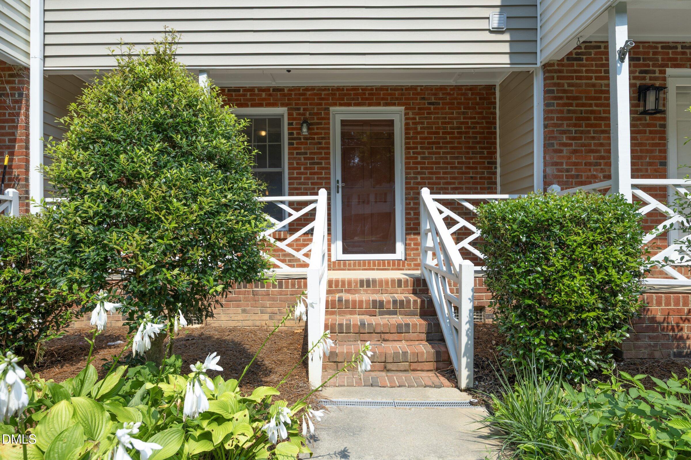4636 Townesbury Lane Property Photo 1